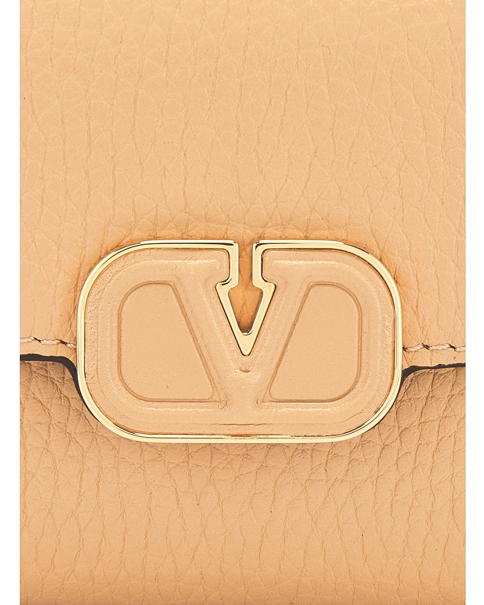 V Logo Card Case - 6