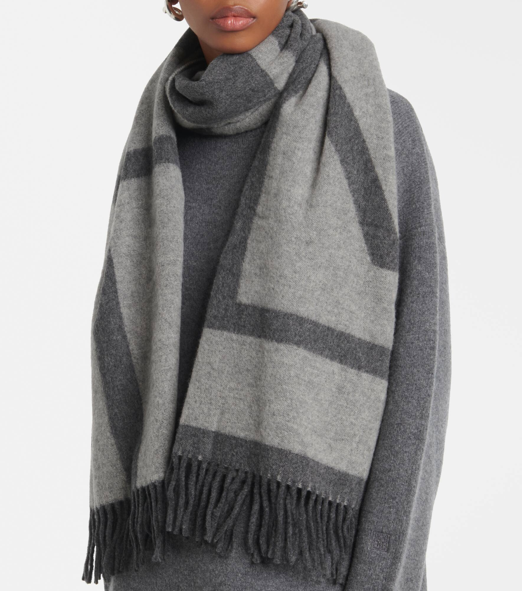 Striped wool scarf - 2