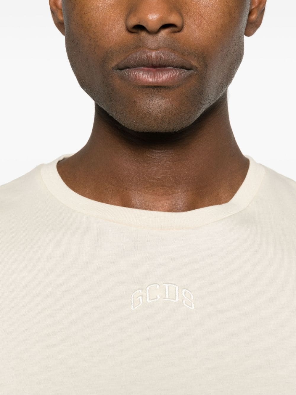logo-embroidered cotton T-shirt - 5