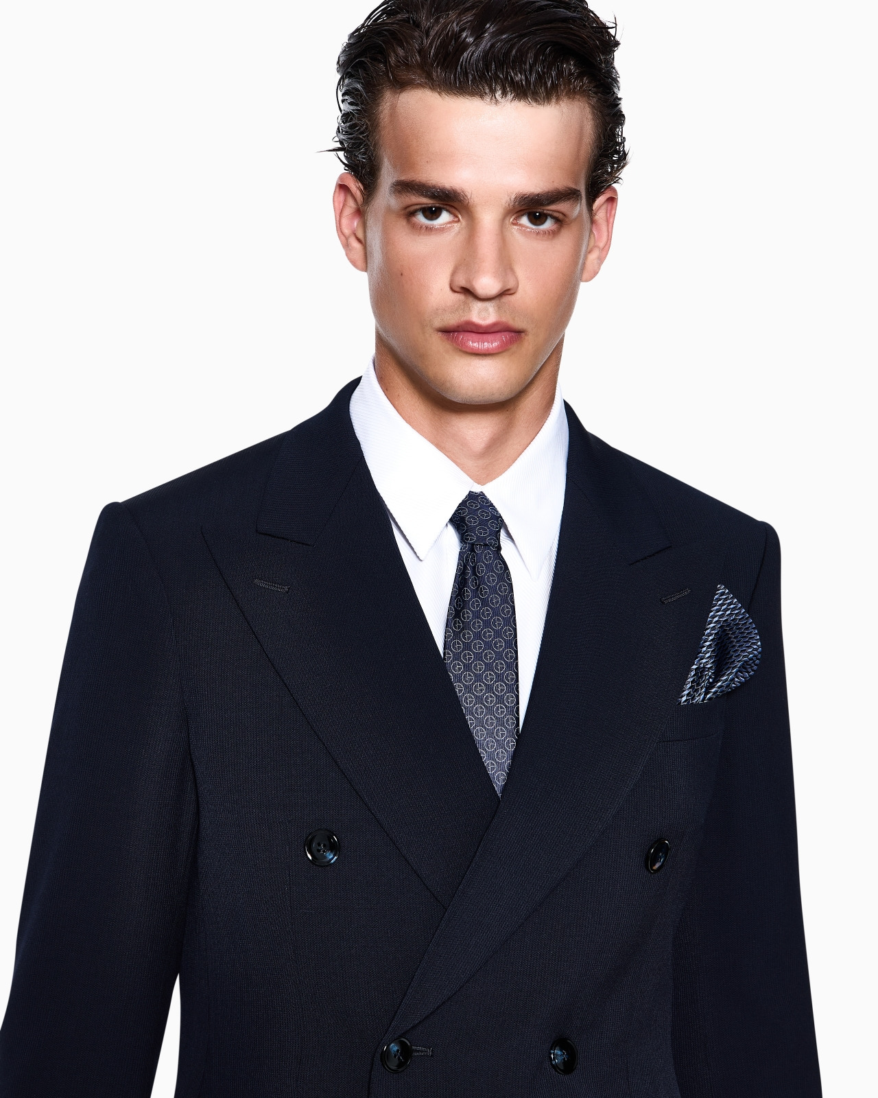 ROYAL LINE DOUBLE-BREASTED SUIT IN CANNETÉ WOOL CRÊPE - 4