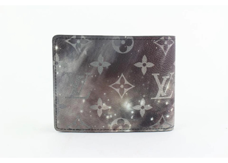Louis Vuitton Louis Vuitton Multiple Wallet Monogram Galaxy Black/Grey Multicolor outlook