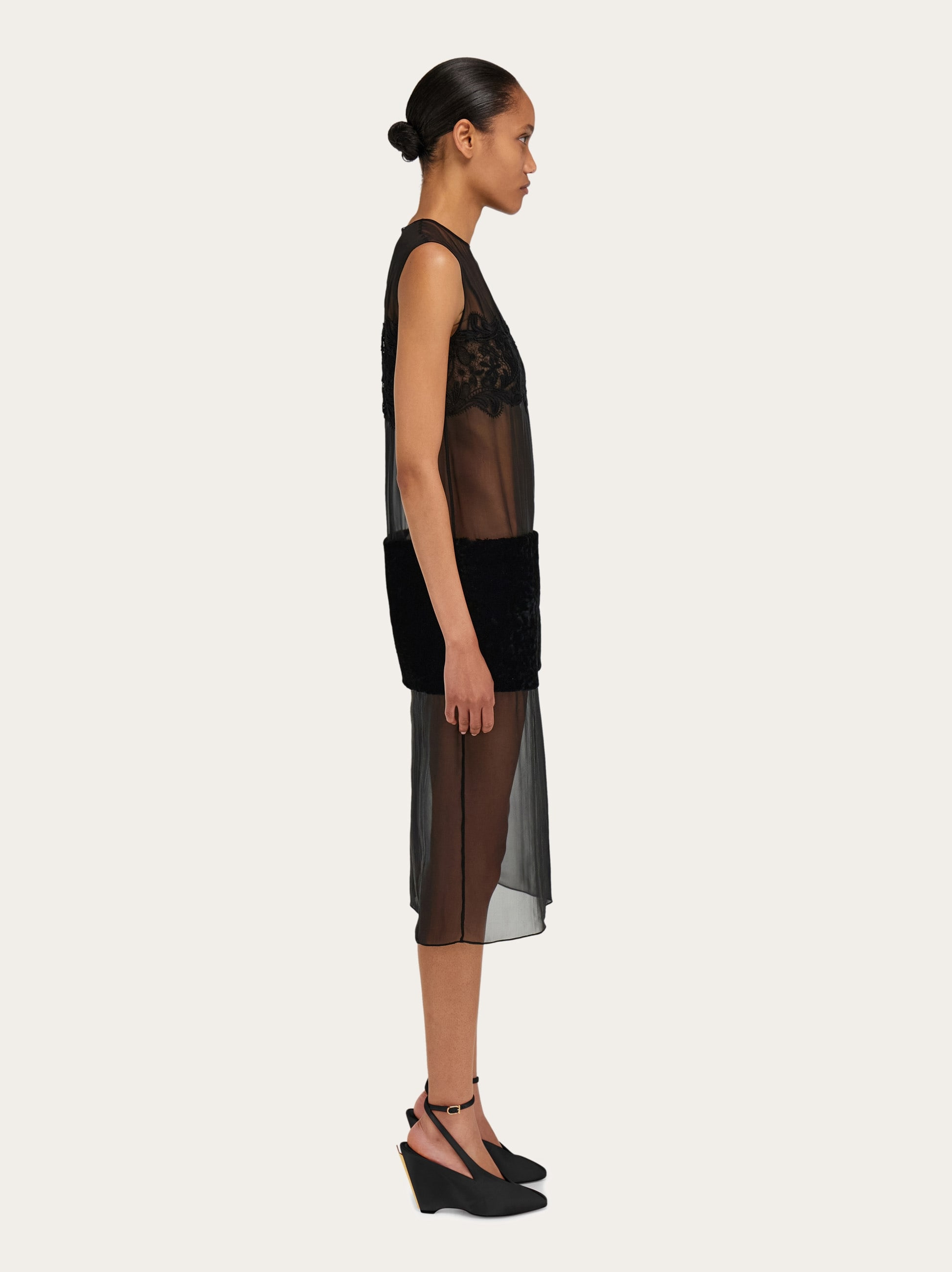 Shift dress with inlay details - 3
