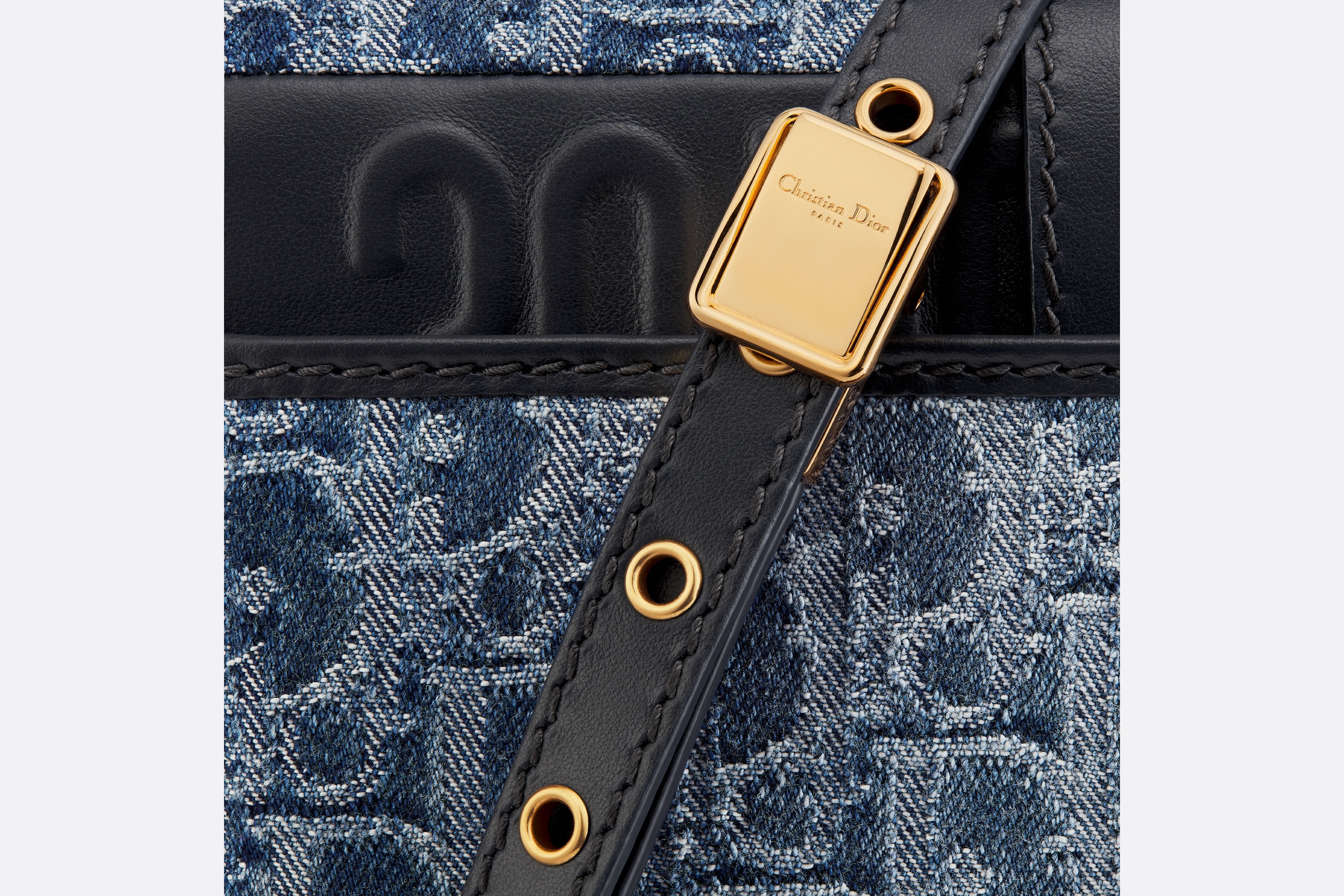 30 Montaigne East-West Bag with Chain - 7