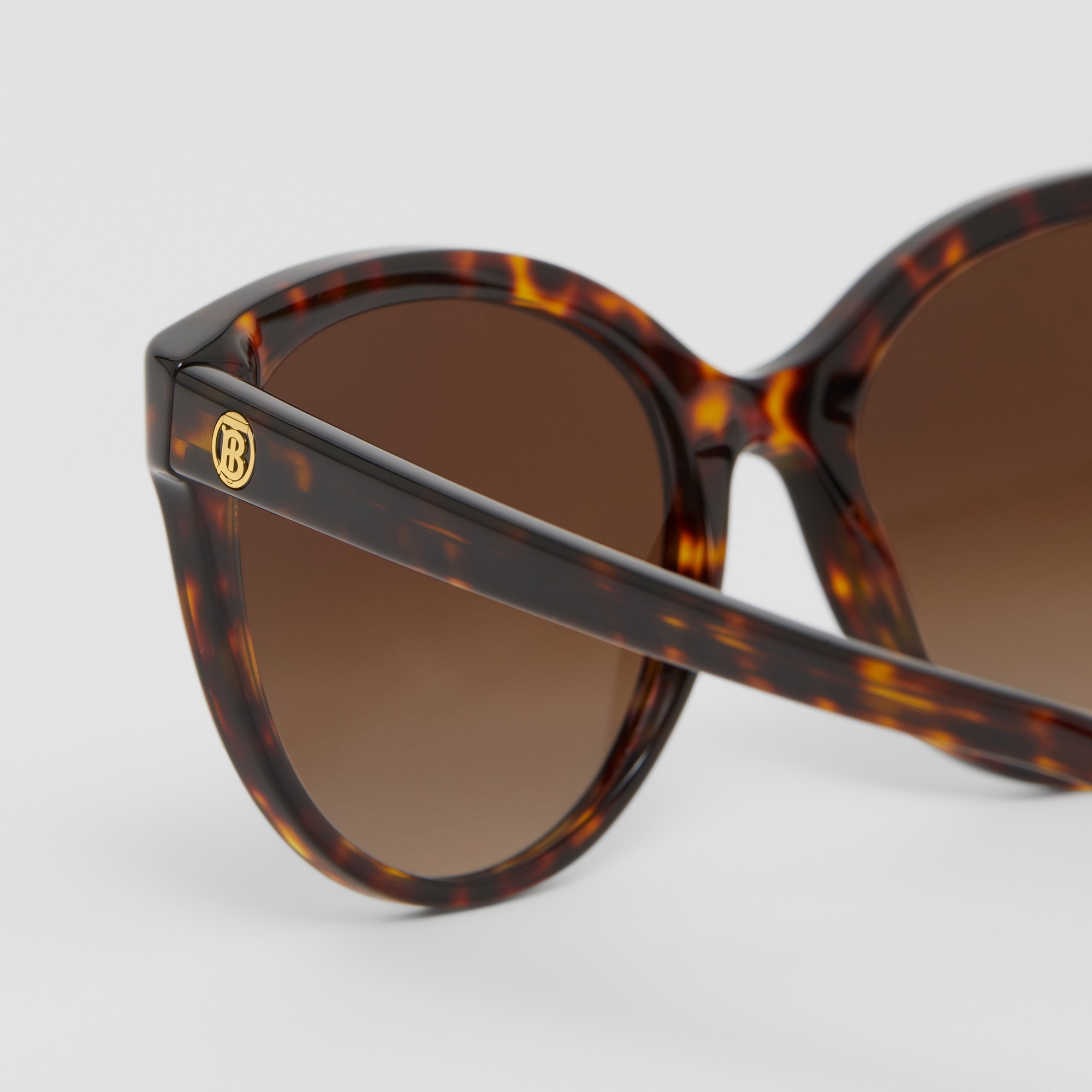 Monogram Motif Cat-eye Frame Sunglasses - 2