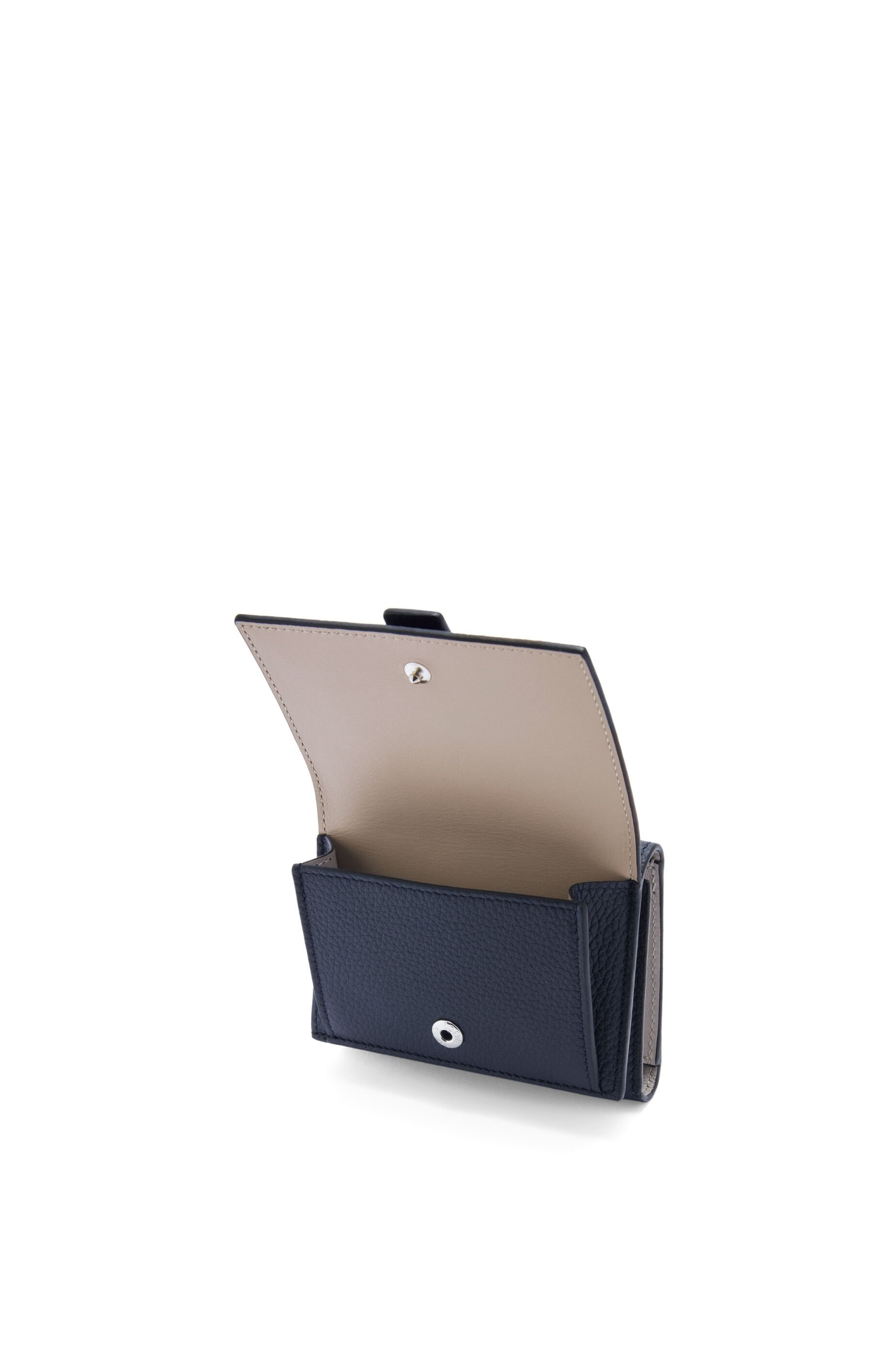 Trifold wallet in soft grained calfskin - 3