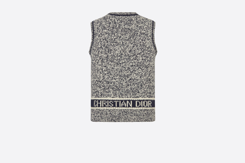 V-Neck Sleeveless Sweater 2