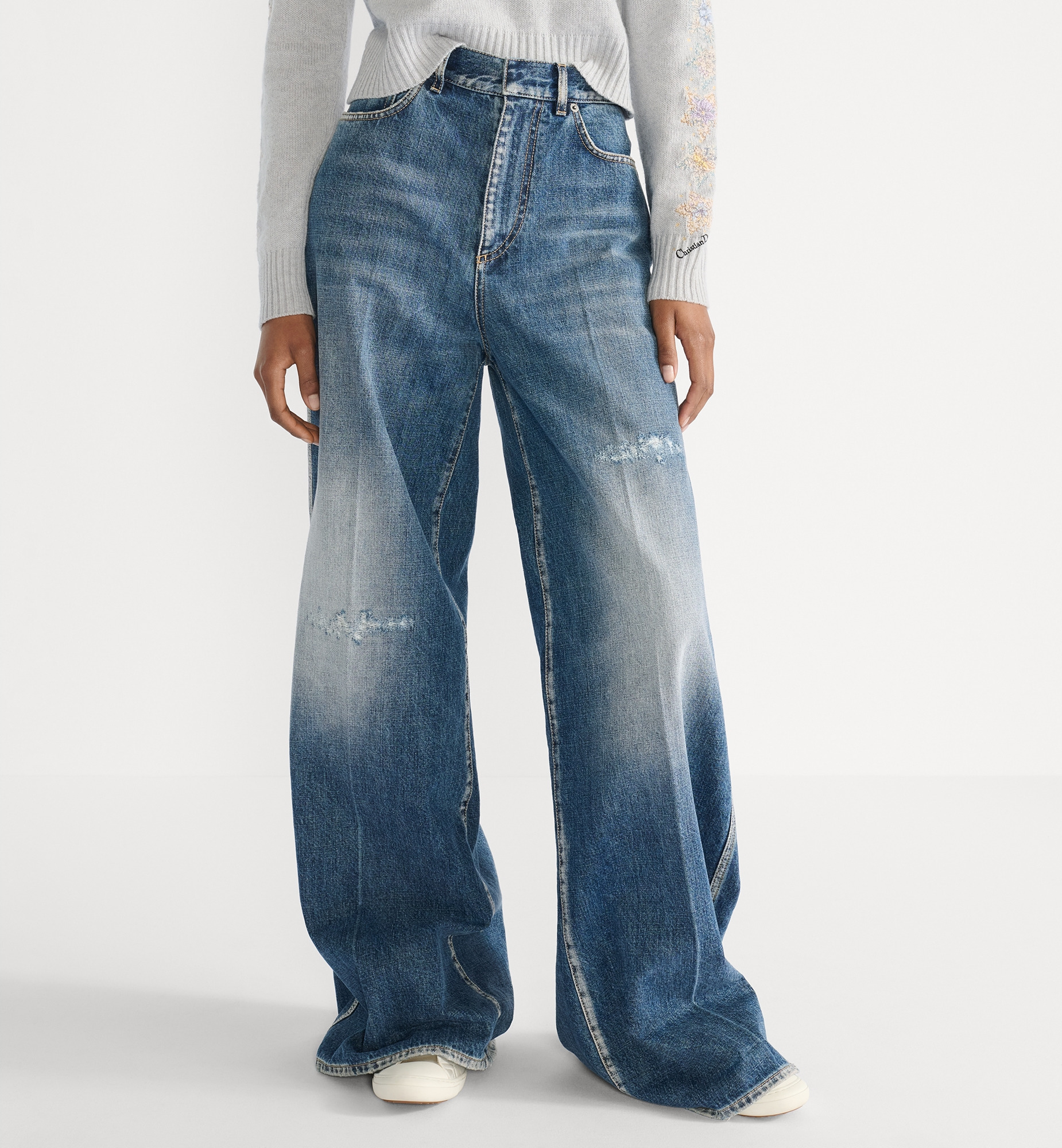 Flared Jeans - 4