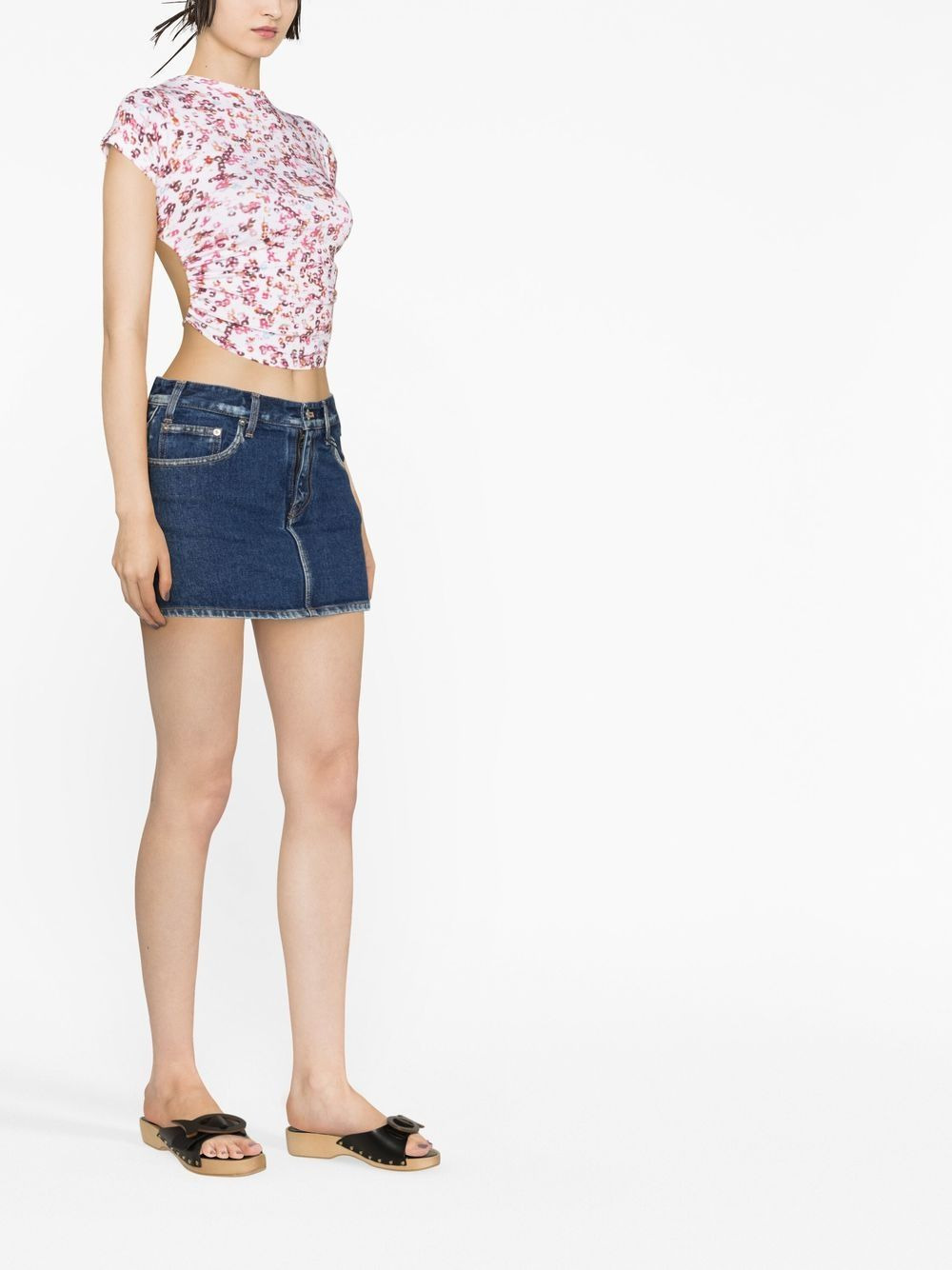 abstract-print open-back T-Shirt - 4