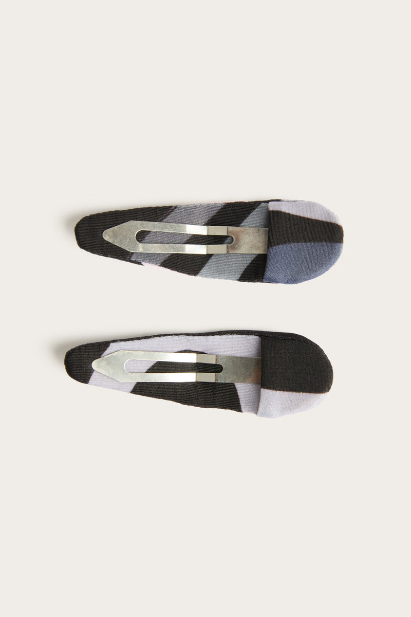 PUCCI SET OF HAIR CLIPS outlook