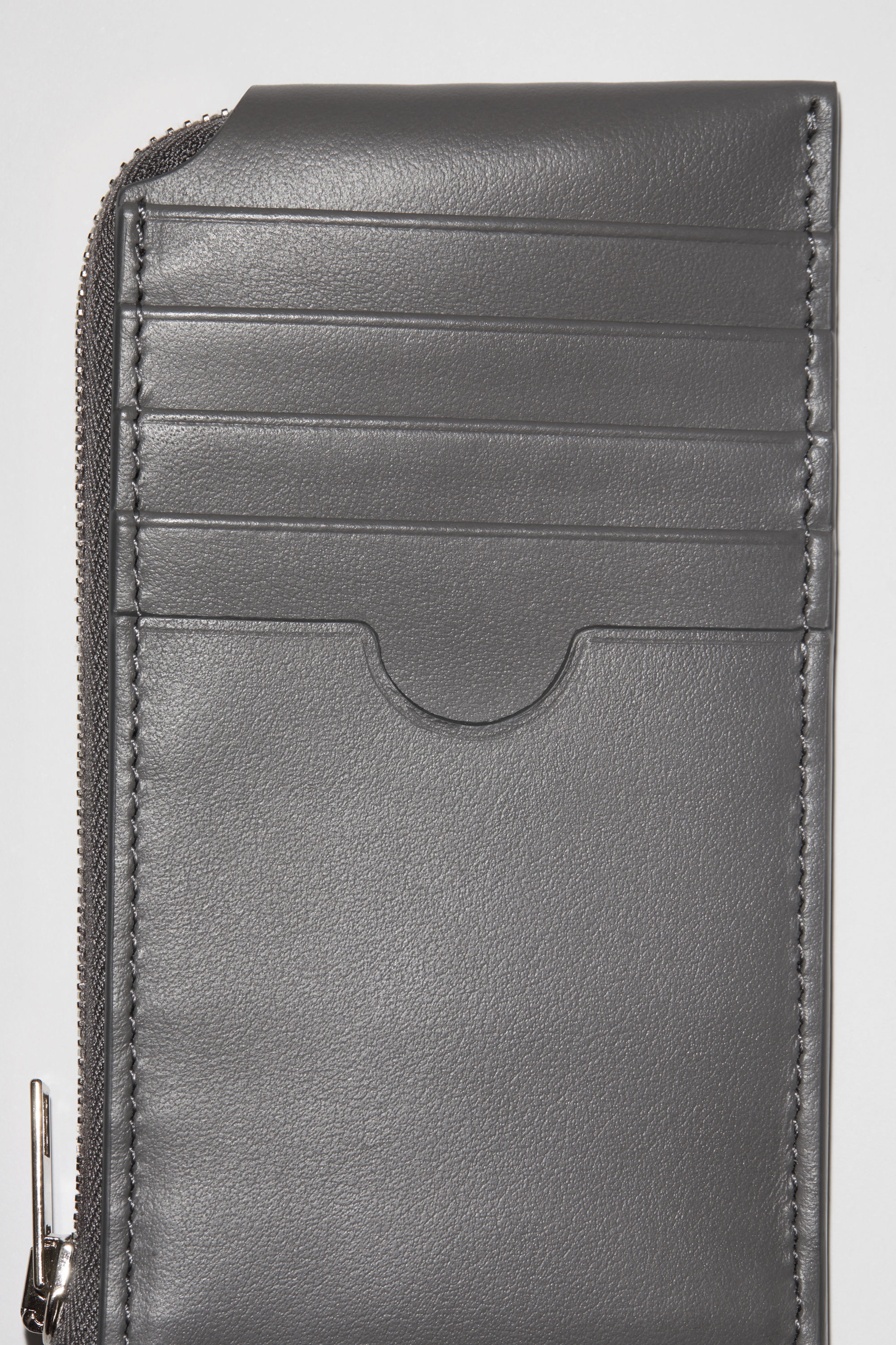 Zippered card wallet - Dark grey - 4