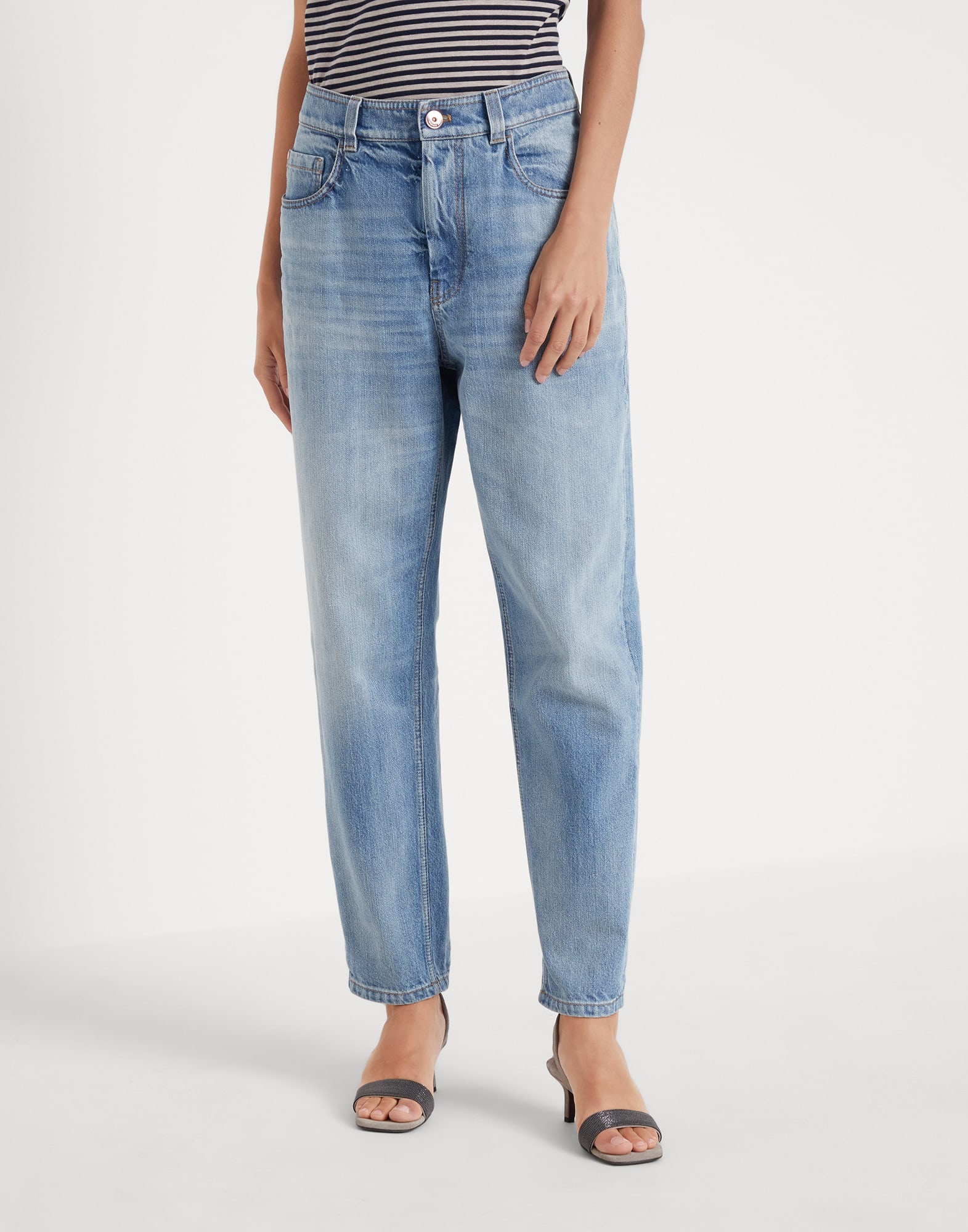 パンツ BRUNELLO CUCINELLI Authentic Denim Loose Trousers with Shiny Brunello Cucinelli Authentic Denim Loose Jeans with Shiny