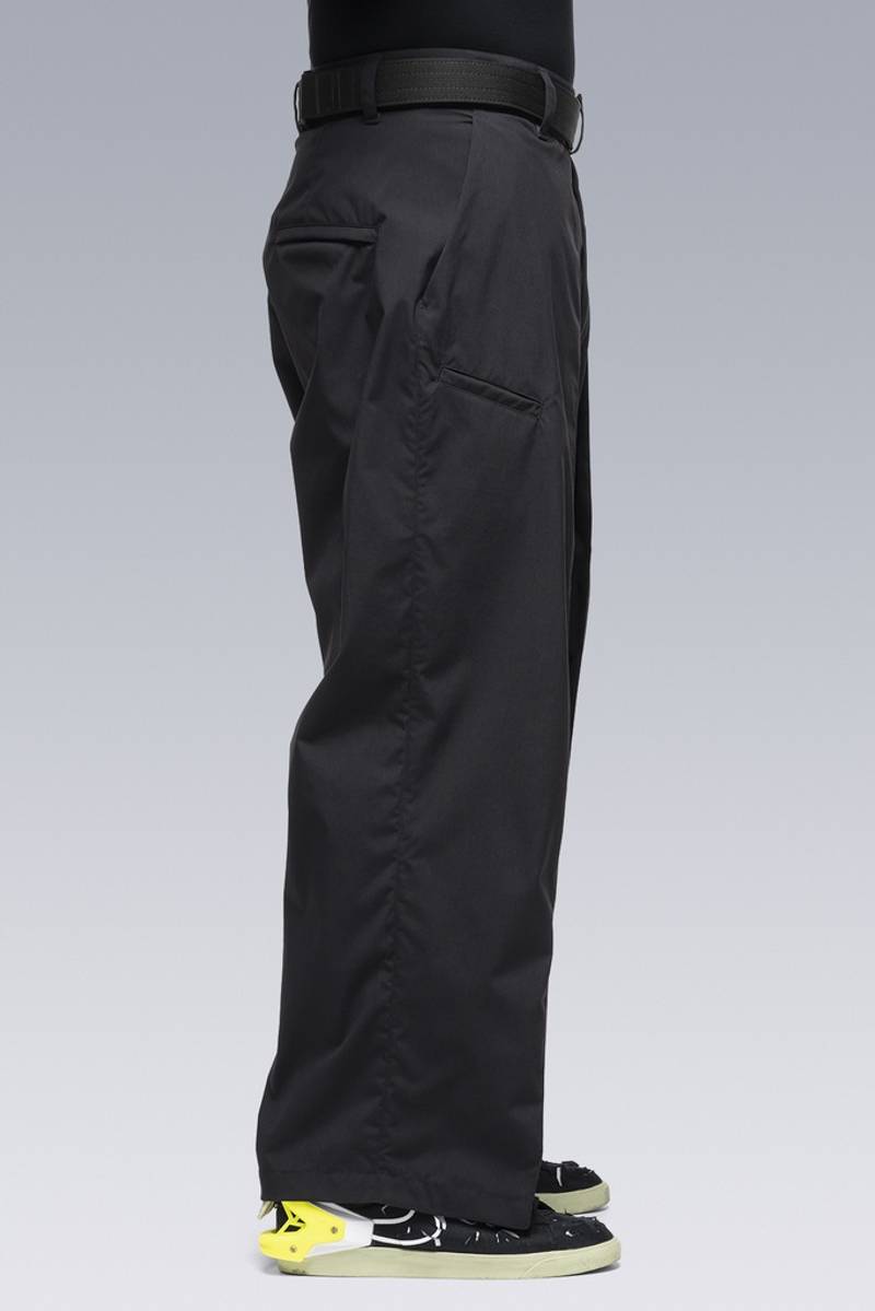 P45-E Encapsulated Nylon Single Pleat Trouser Black 4