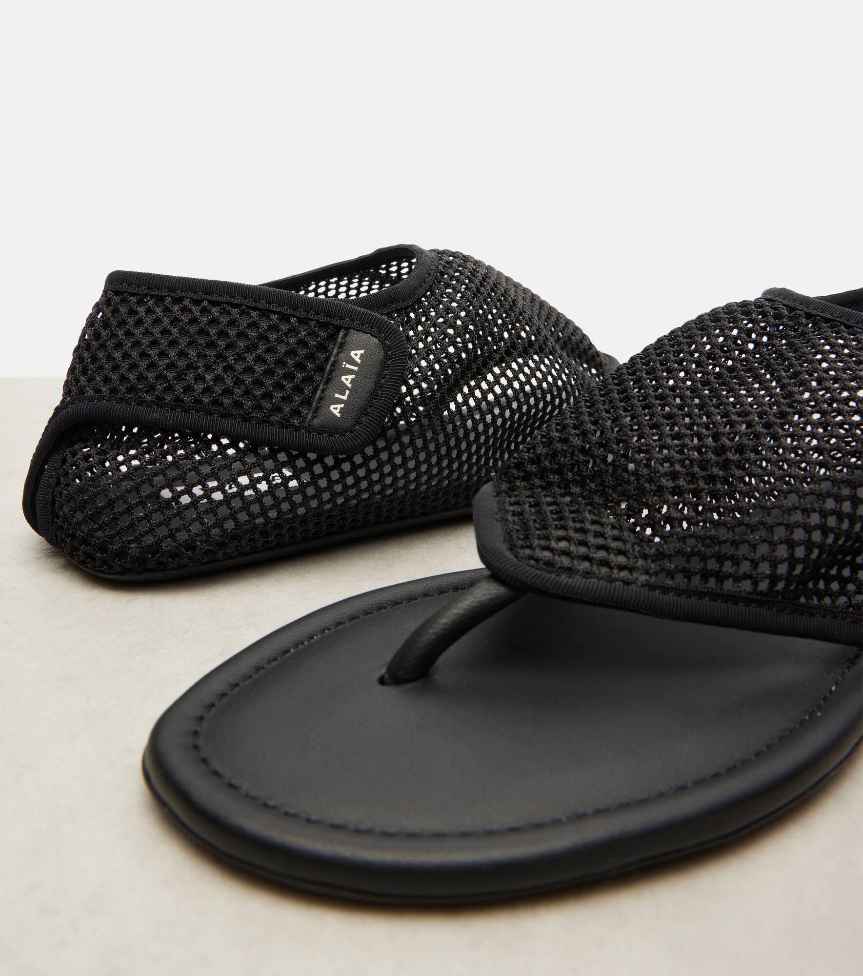 Fishnet thong sandals - 5