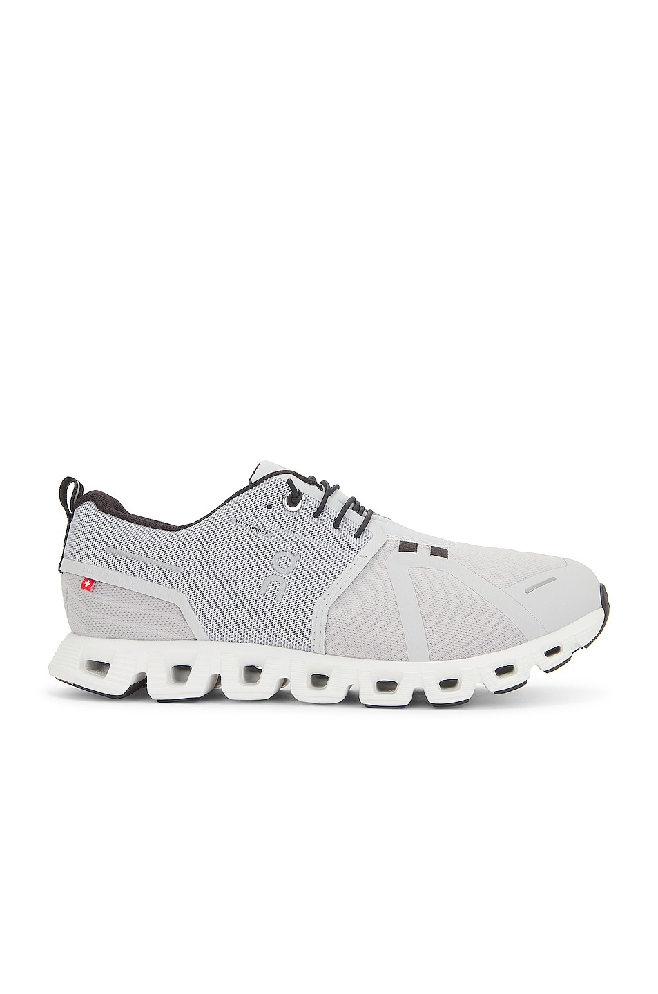 Cloud 5 Waterproof - 1