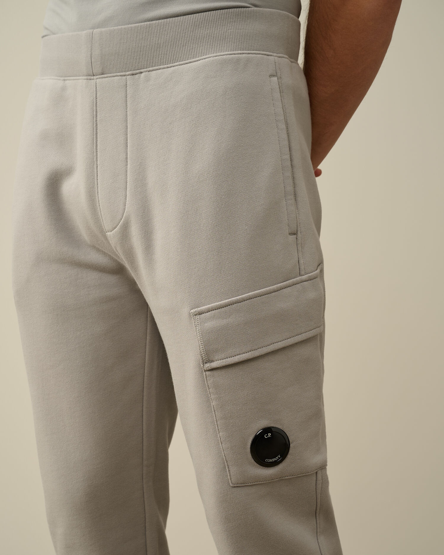 Diagonal Raised Fleece Cargo Sweatpants - 4