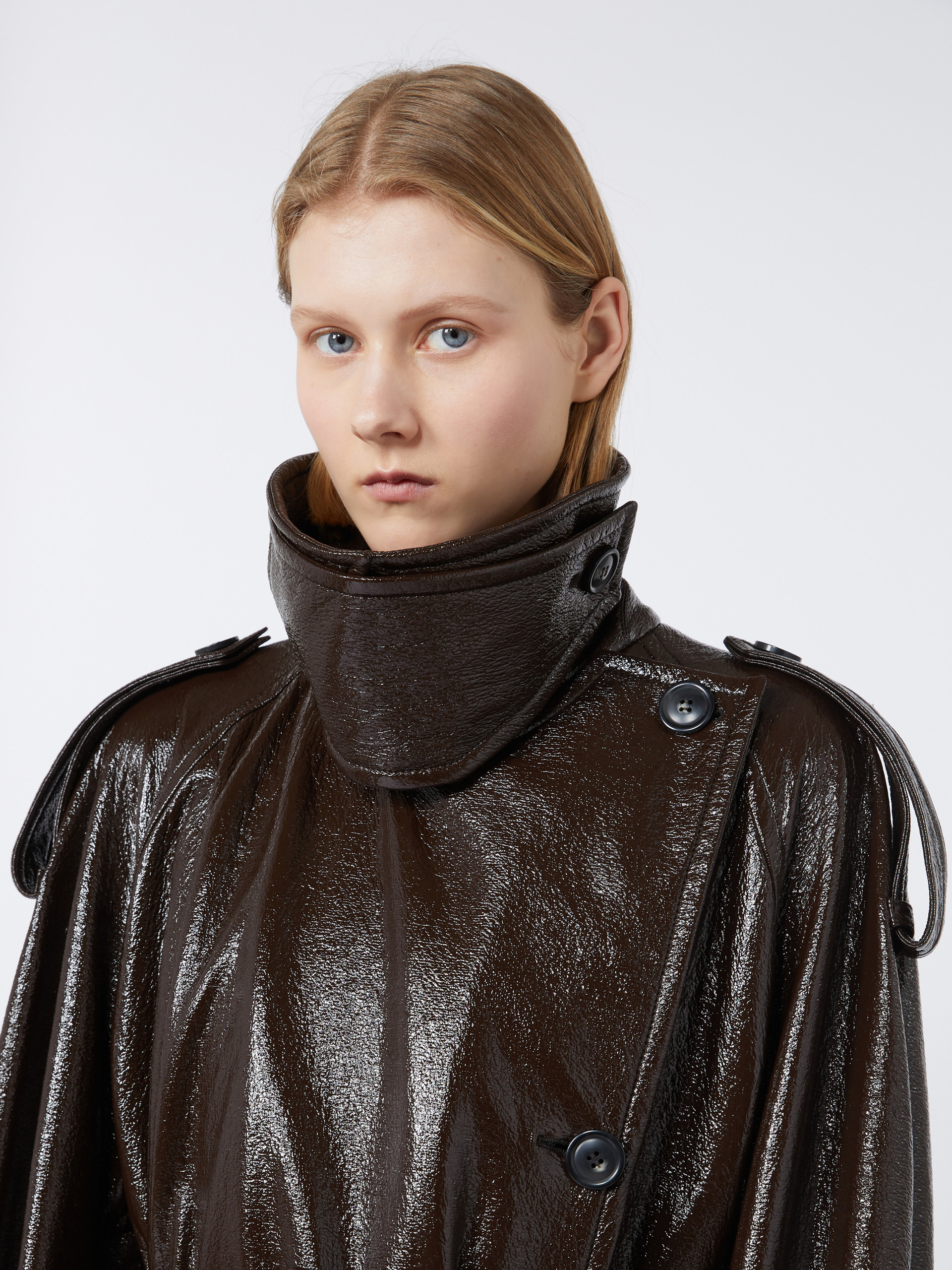 BAIRO1234 Long trench coat with patent leather effect - RUNWAY - 5