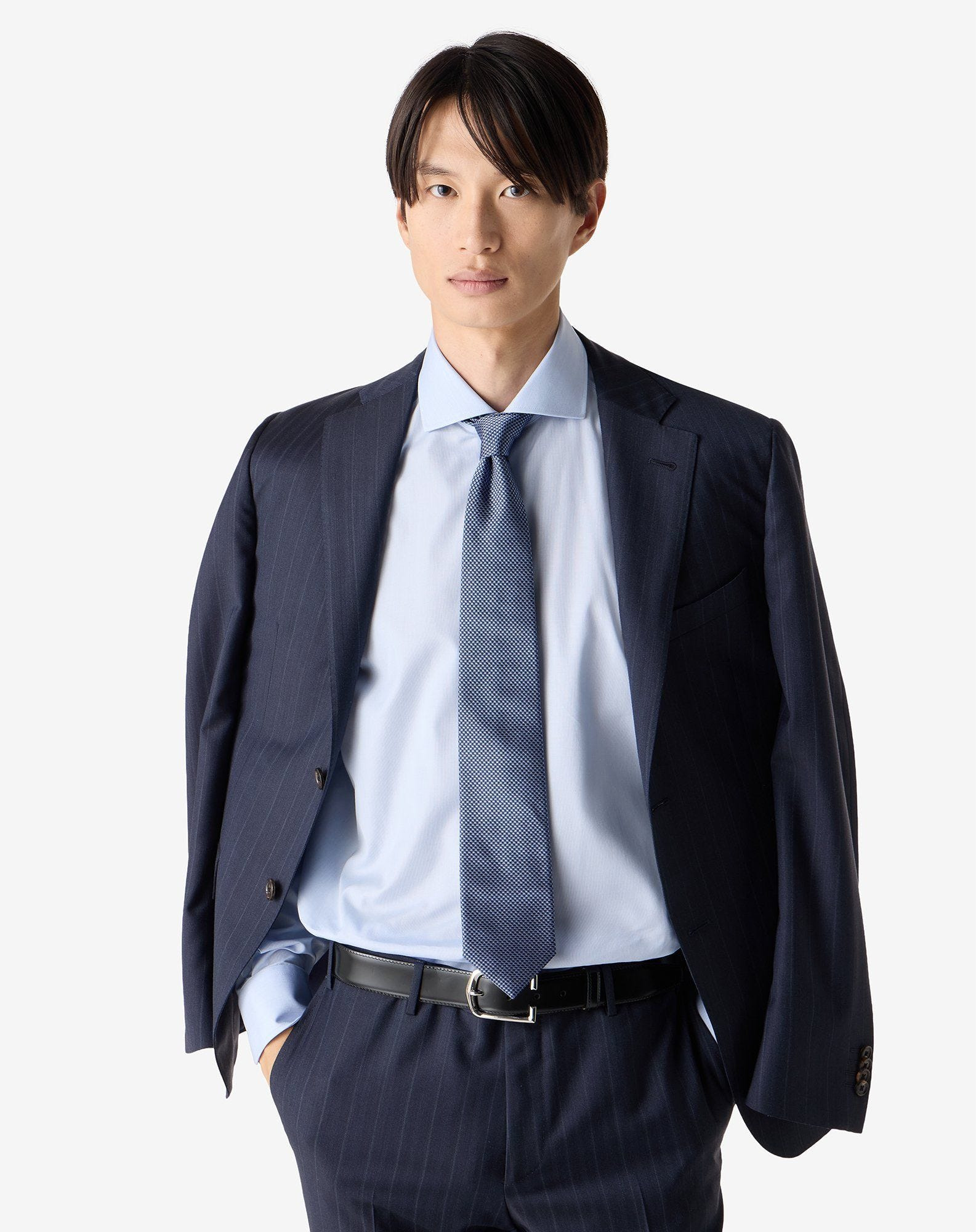 Navy blue pin striped wool suit - 4