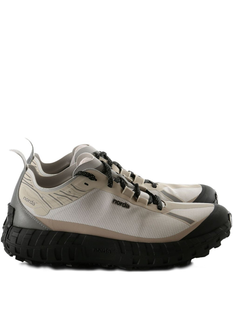 001A sneakers 1