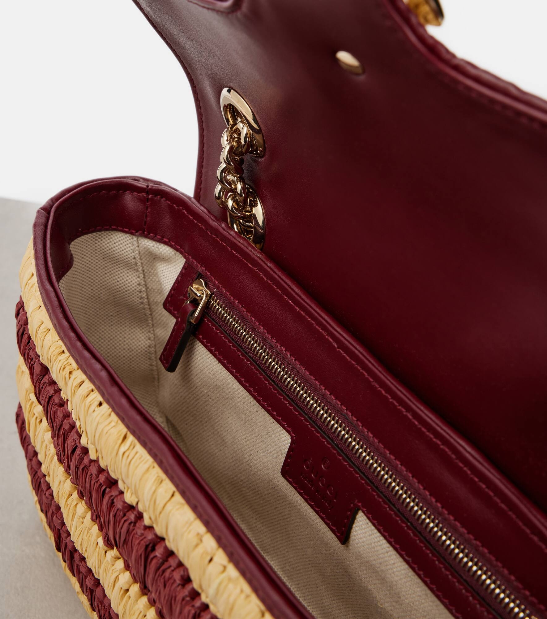 GG Marmont Medium woven shoulder bag - 3