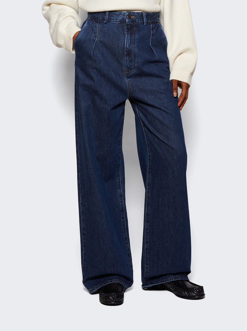 Attu Lds Straight Leg Jeans Washed Blue - 2