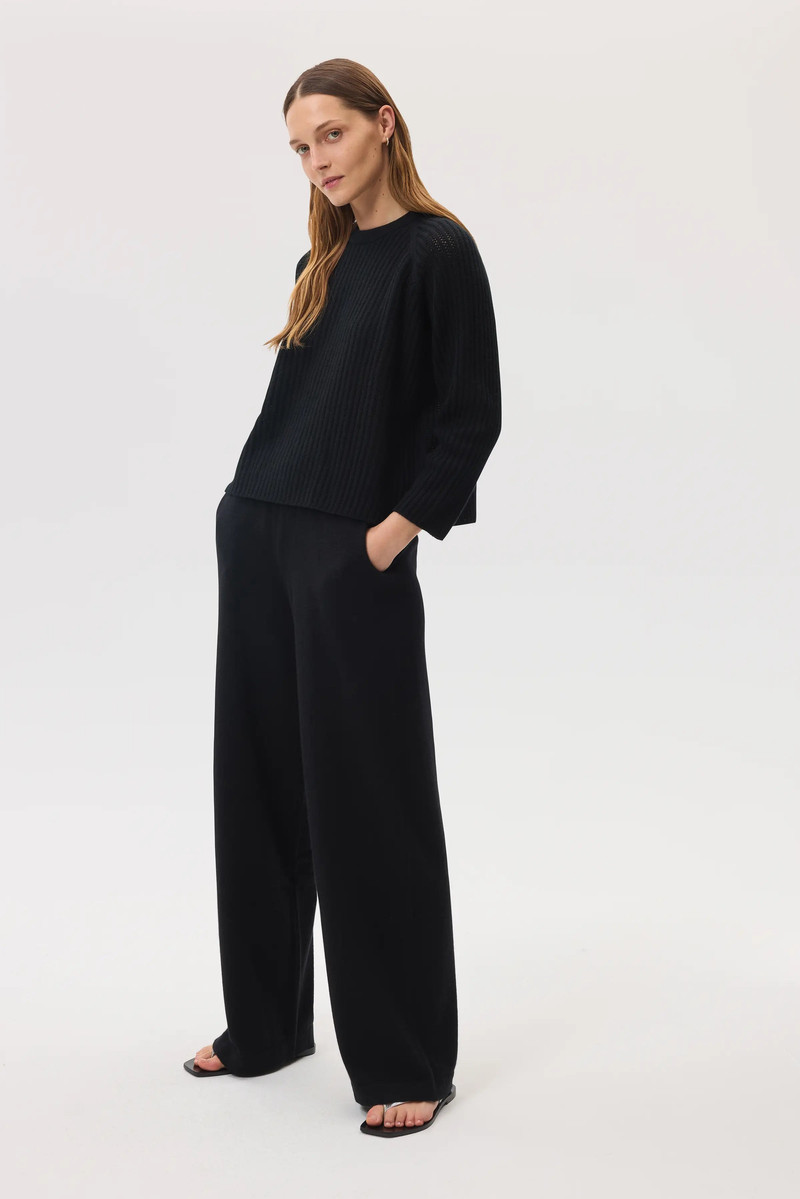 Johnstons of Elgin Mesh Rib Cashmere Black Jumper outlook