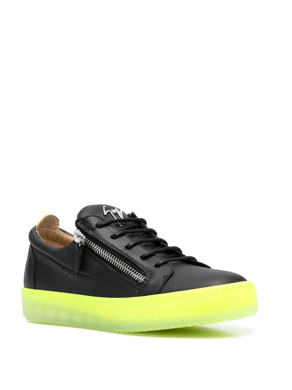 contrasting-sole low-top sneakers - 2