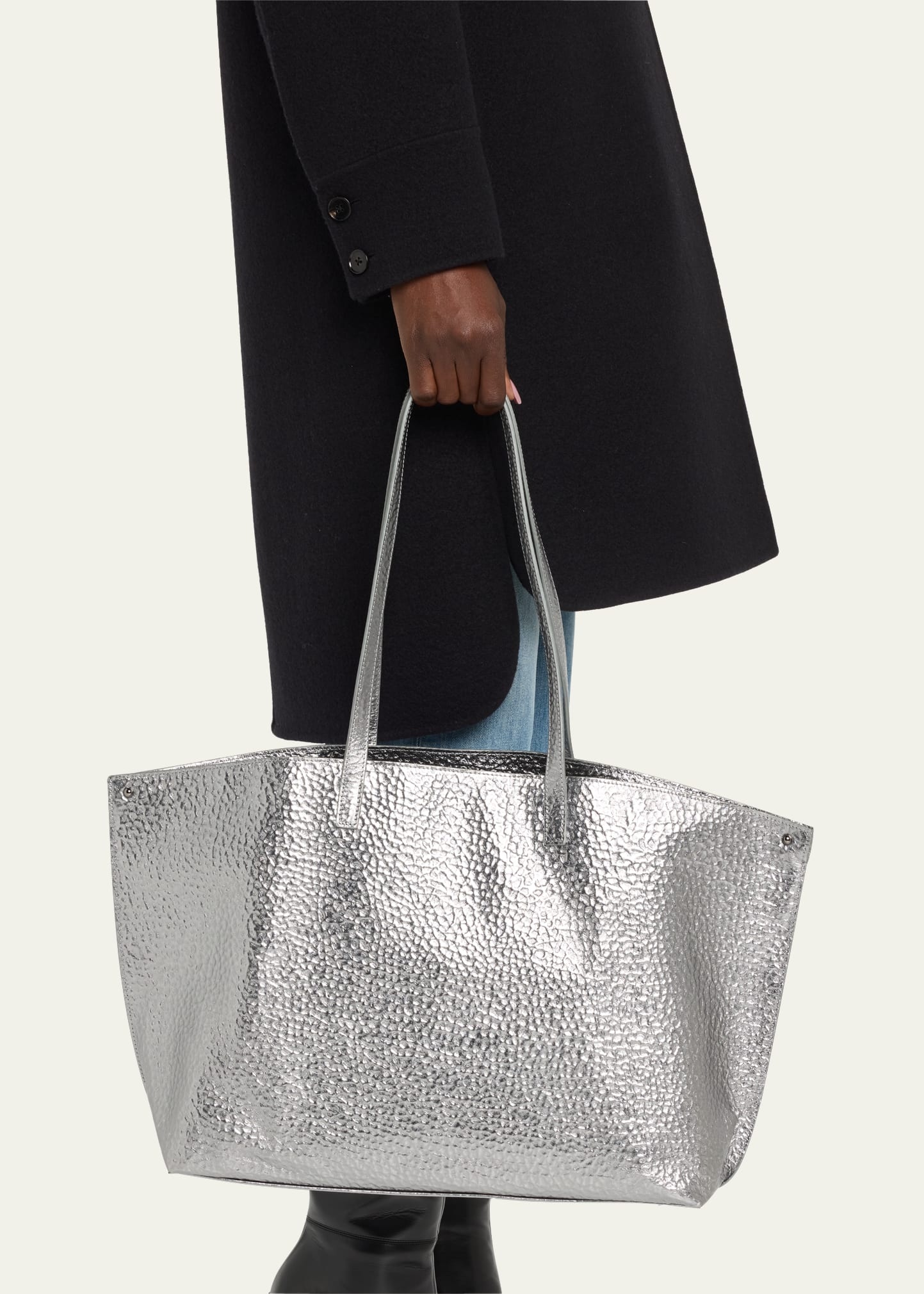Ai Medium Hammered Shoulder Bag - 2
