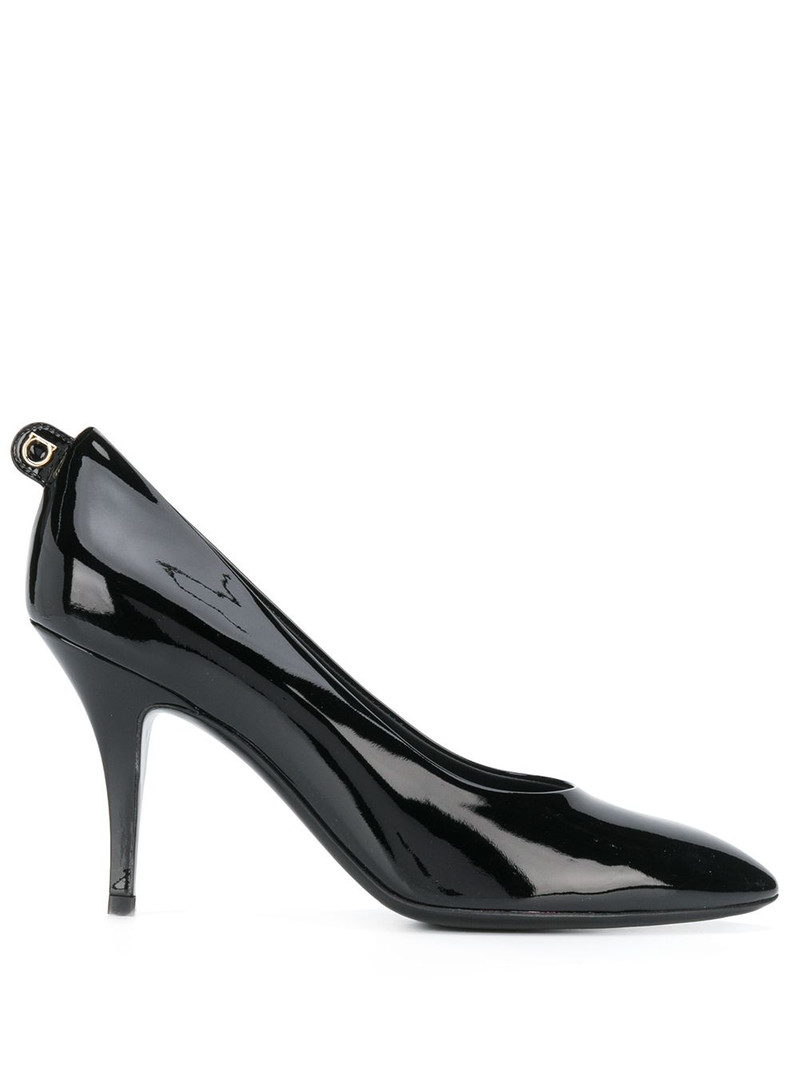 almond-toe pumps 1