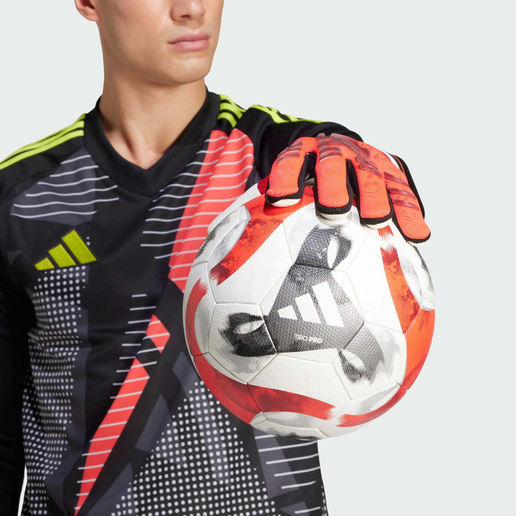 Predator Pro Goalkeeper Gloves - 8