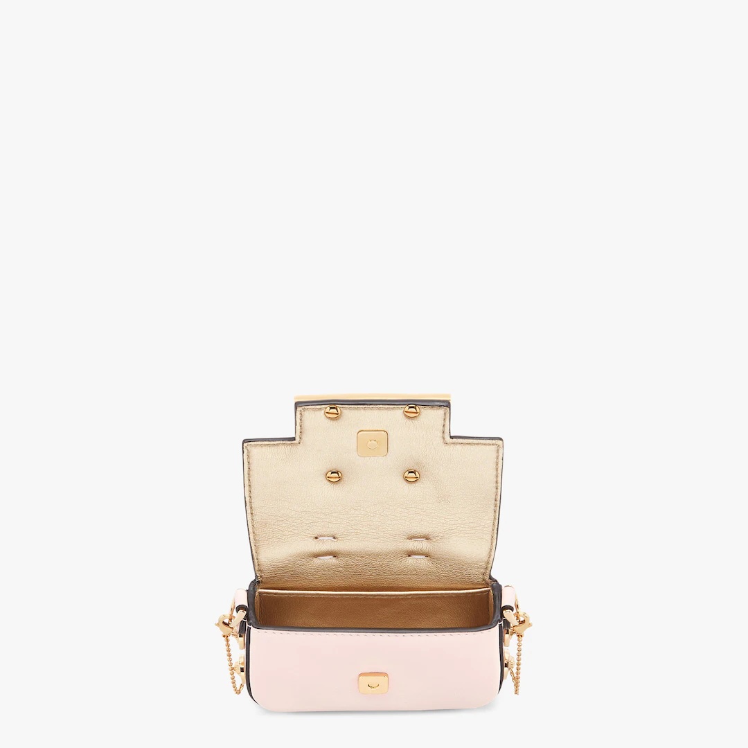 Fendace Pink leather  charm - 4