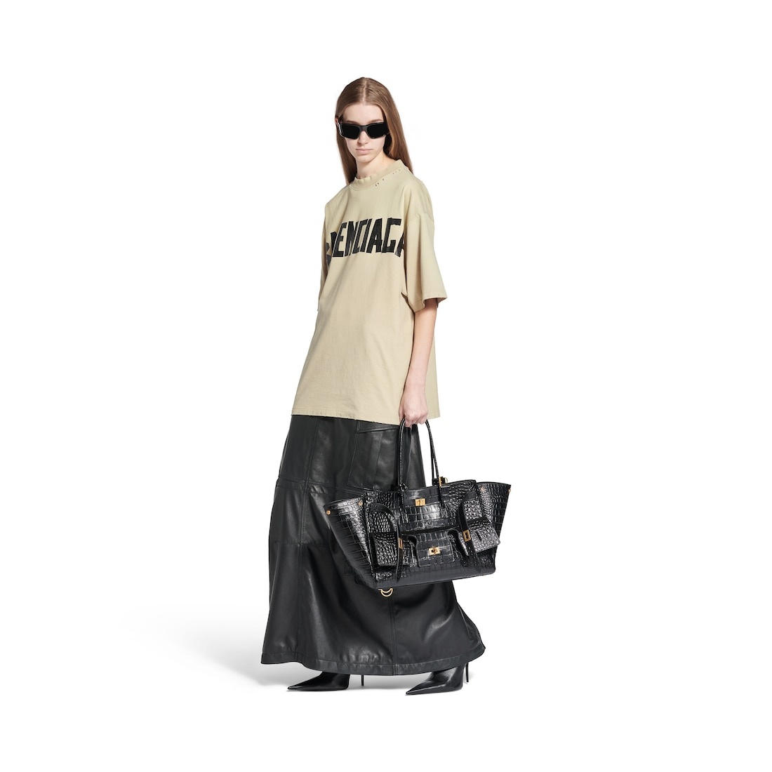 Tape Type T-shirt Medium Fit in Beige - 4