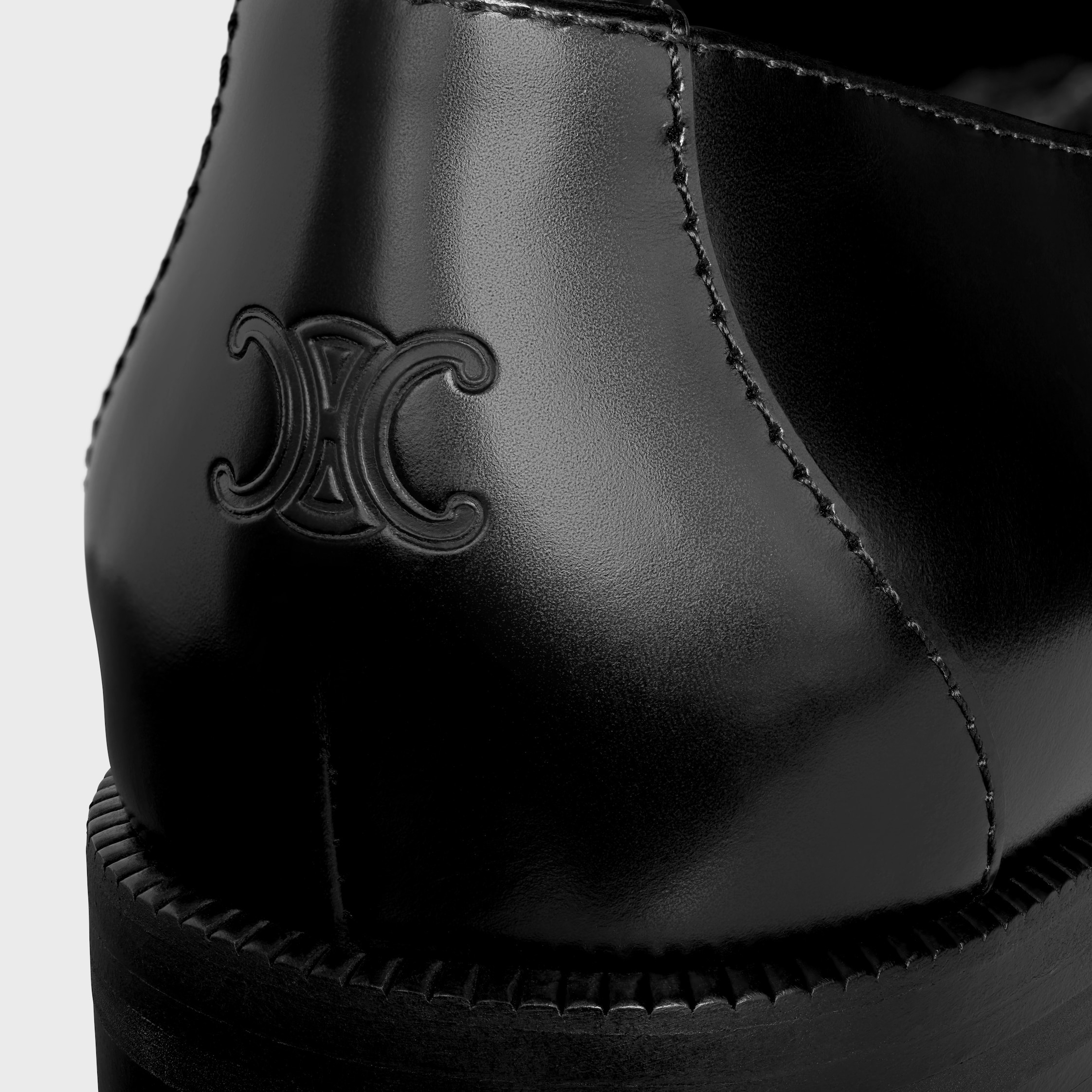 CELINE TESS LOAFER in POLISHED BULL - 5