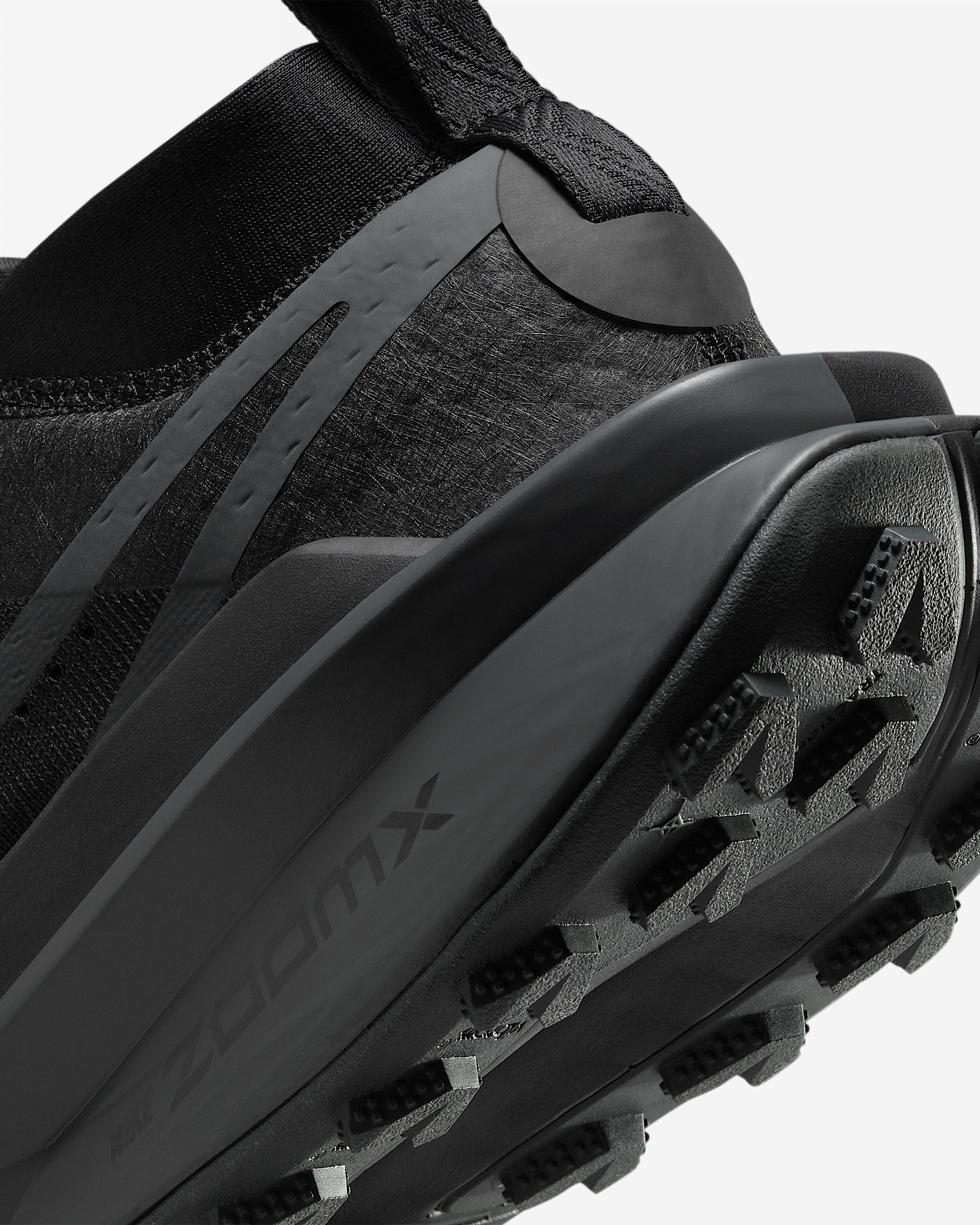 Nike Zegama 2 Men's Trail Running Shoes - 8