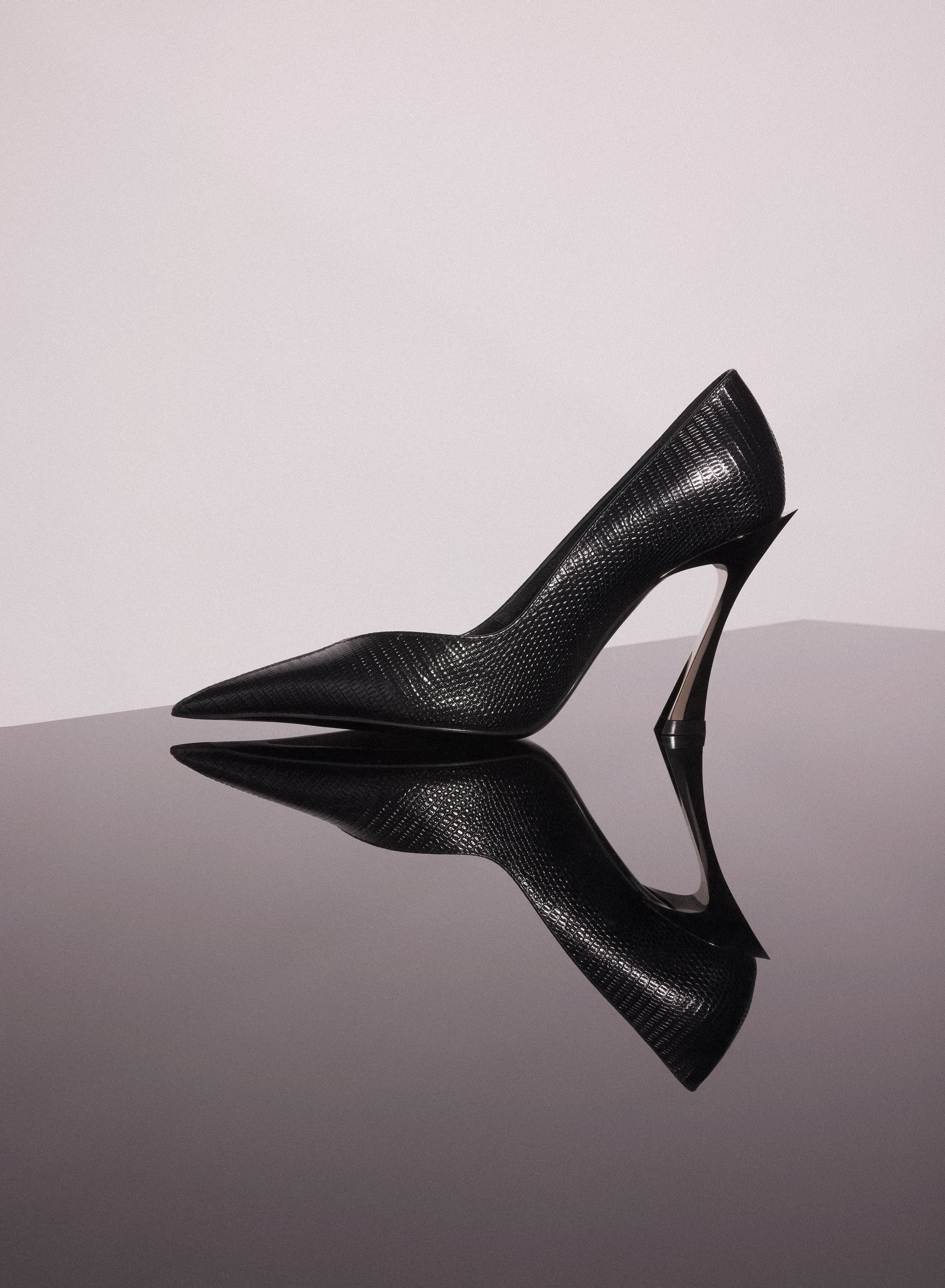 black leather grainy fang 95 pump - 2