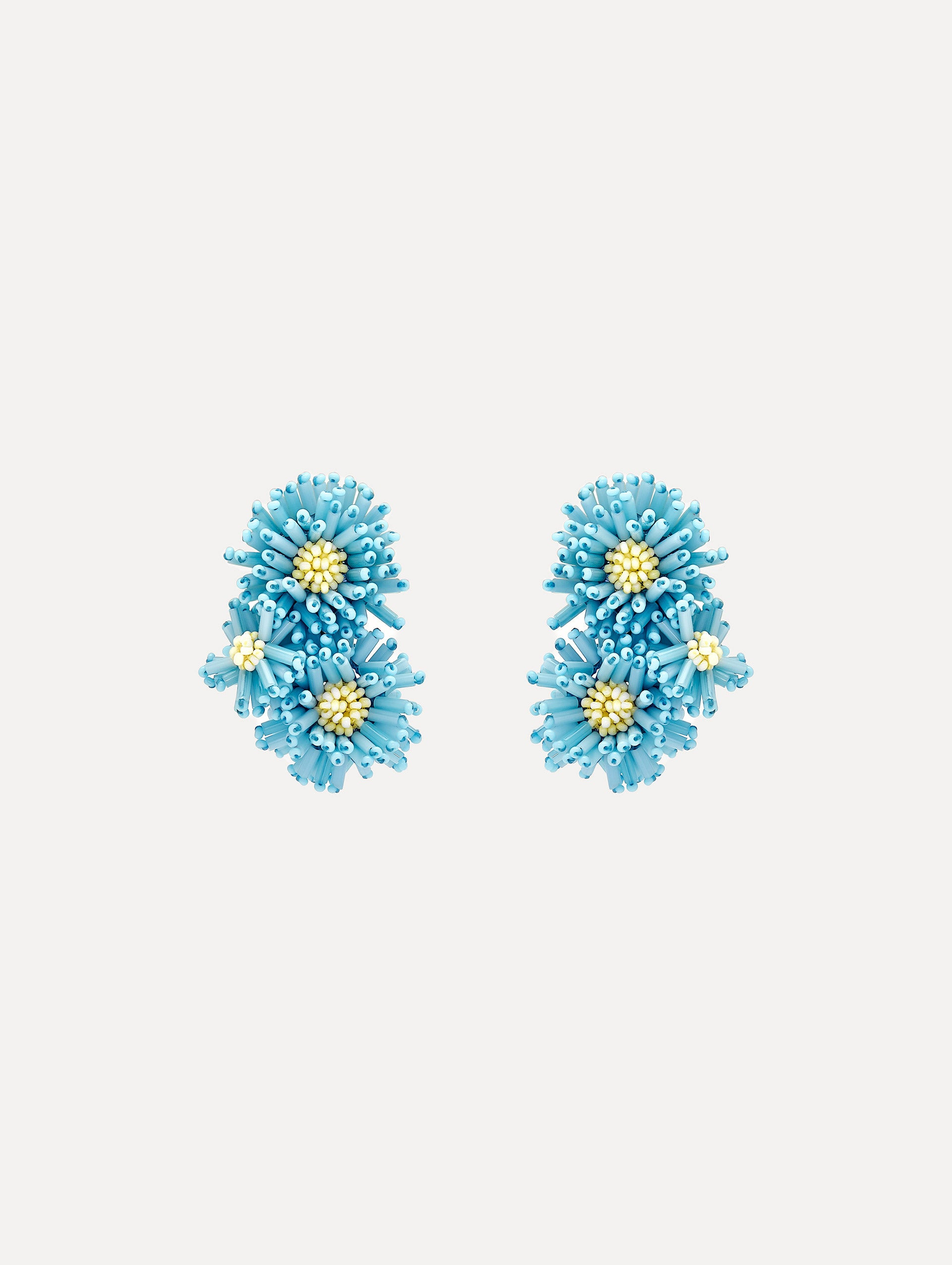 POMPOM FLOWER CLIP-ON EARRINGS - 1
