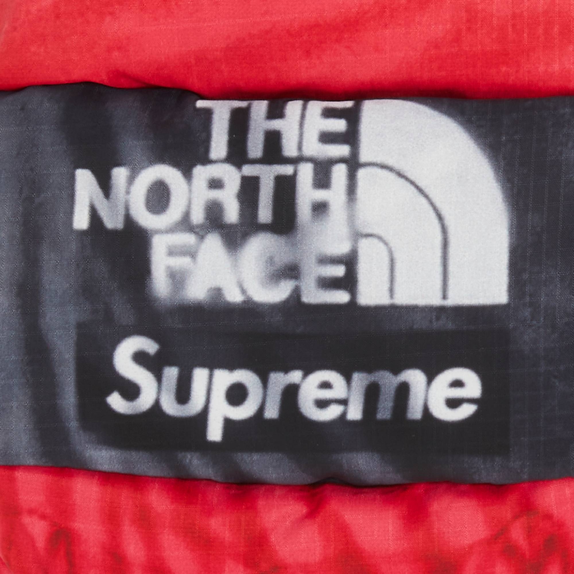 Supreme x The North Face Printed Montana Mitt 'Red' - 3