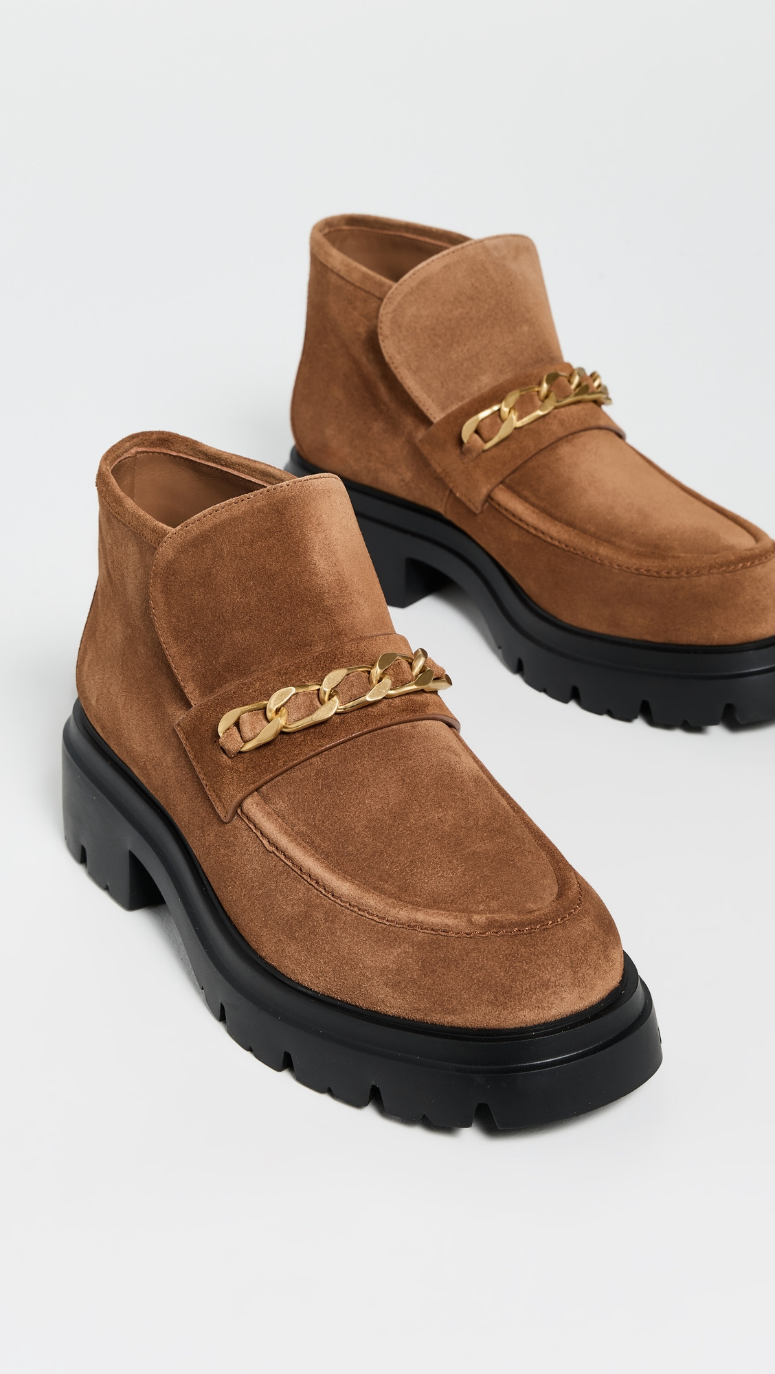 Soluxe Hudson Chukka Boots - 4