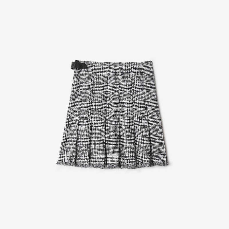 Warped Houndstooth Nylon Kilt 5