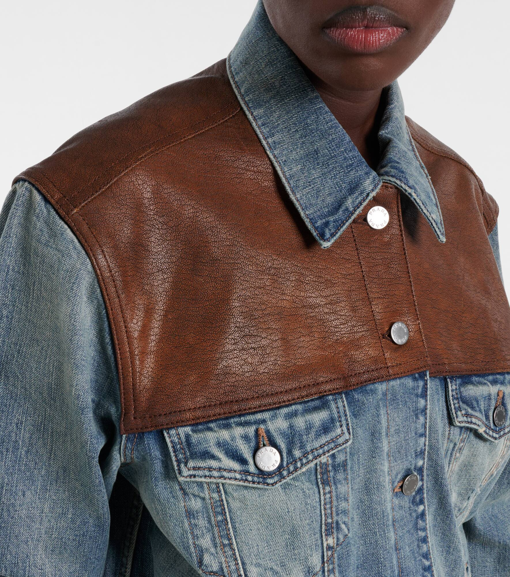 Leather-trimmed denim jacket - 4
