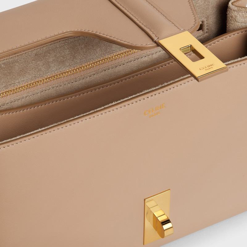 Teen Soft 16 in Smooth Calfskin 4