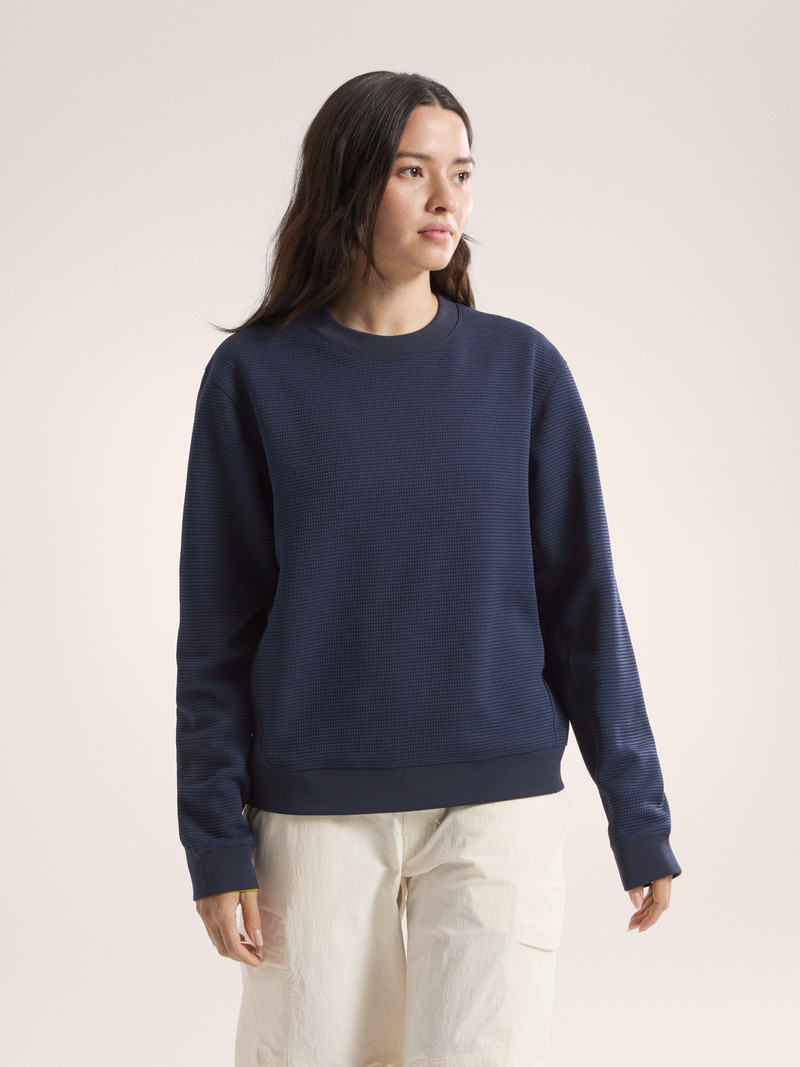 Olera Crew Neck Pullover 2