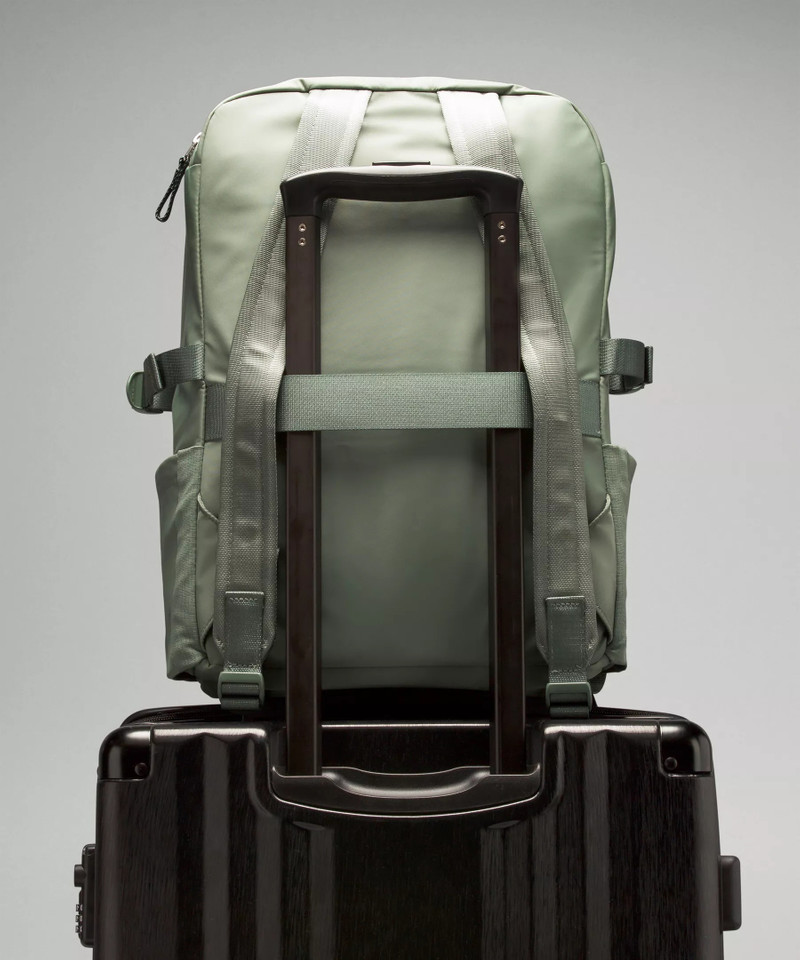 New Crew Backpack 22L 6