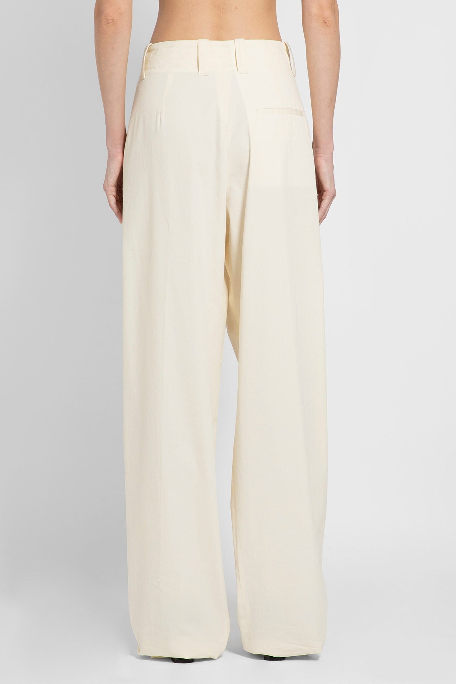 High-Waisted-Darted-Wide-Leg-Trousers - 3