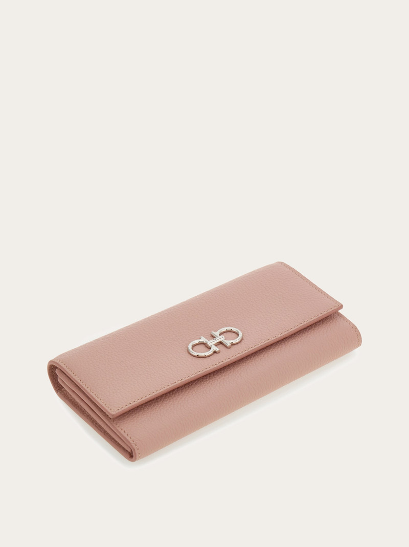 FERRAGAMO Gancini wallet with chain outlook