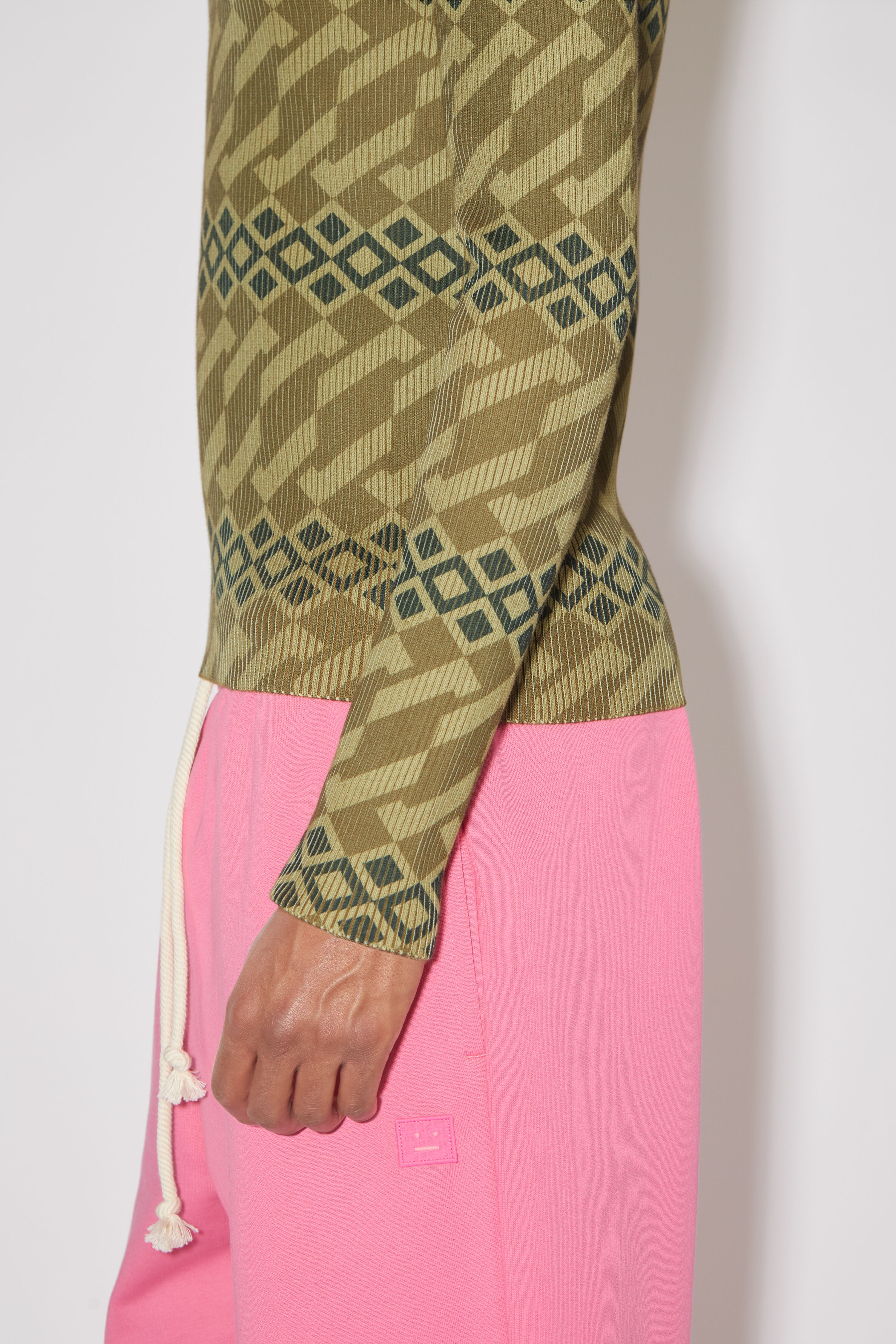 Printed turtle neck jumper - Khaki beige/wheat beige - 4