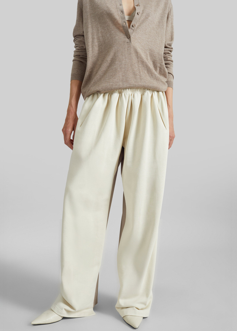 Bettter Track Suit Trousers - Tan 5