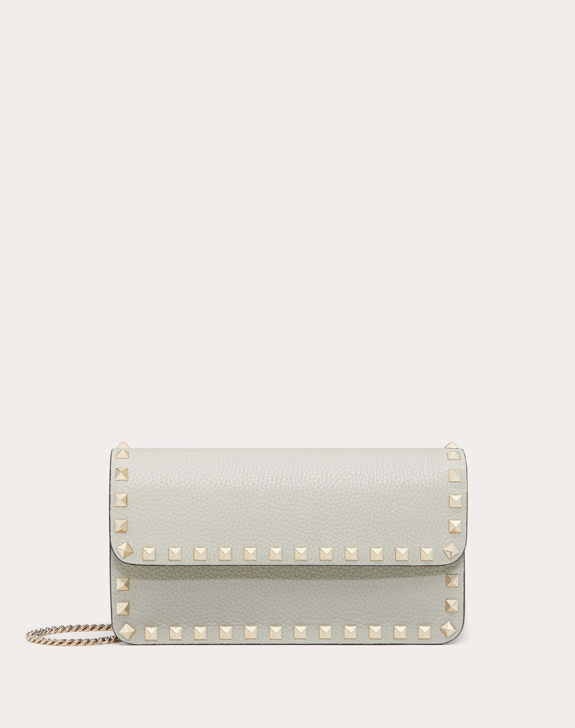 ROCKSTUD GRAINY CALFSKIN CHAIN POUCH - 1