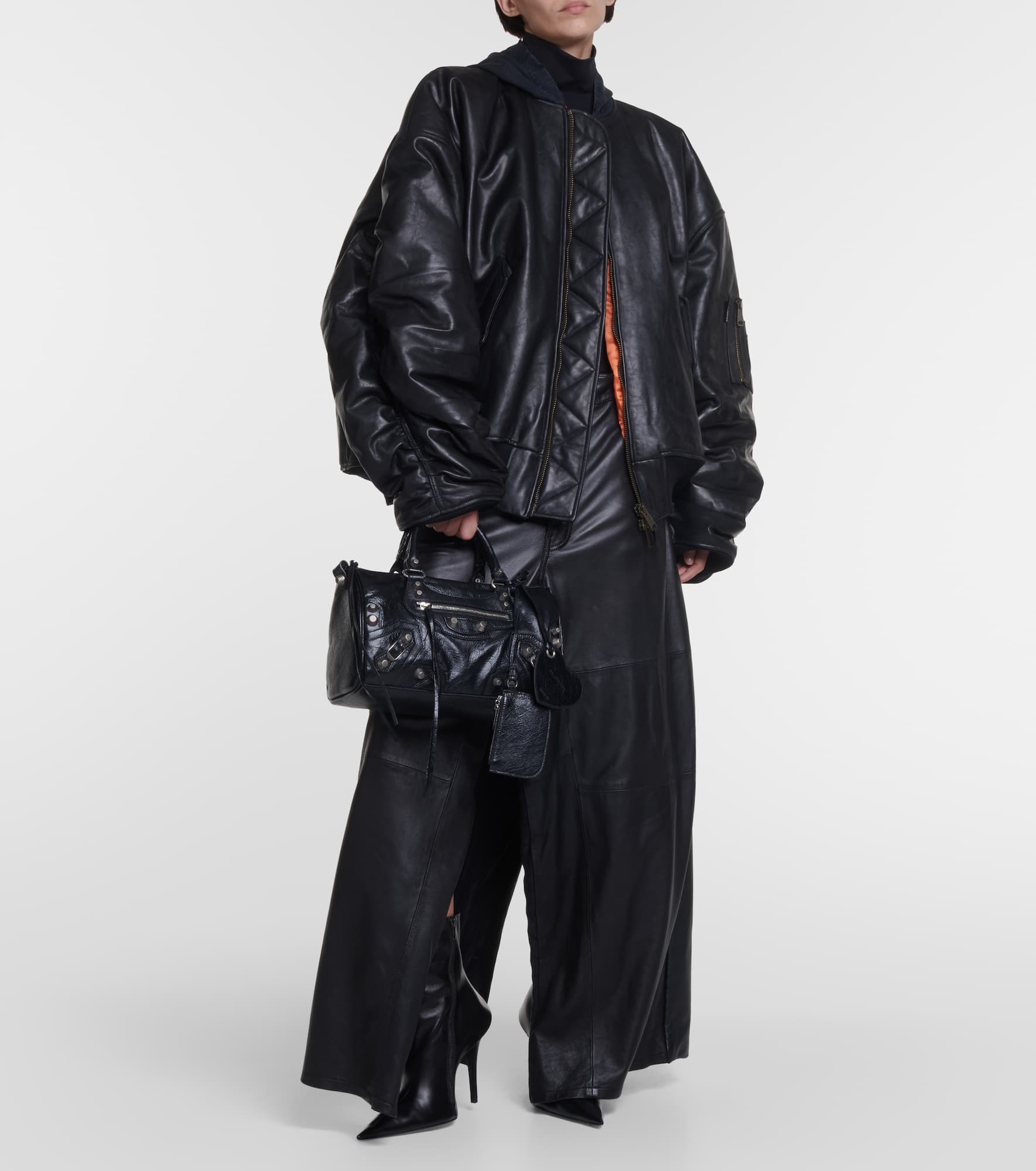 Oversized leather bomber jacket - 2