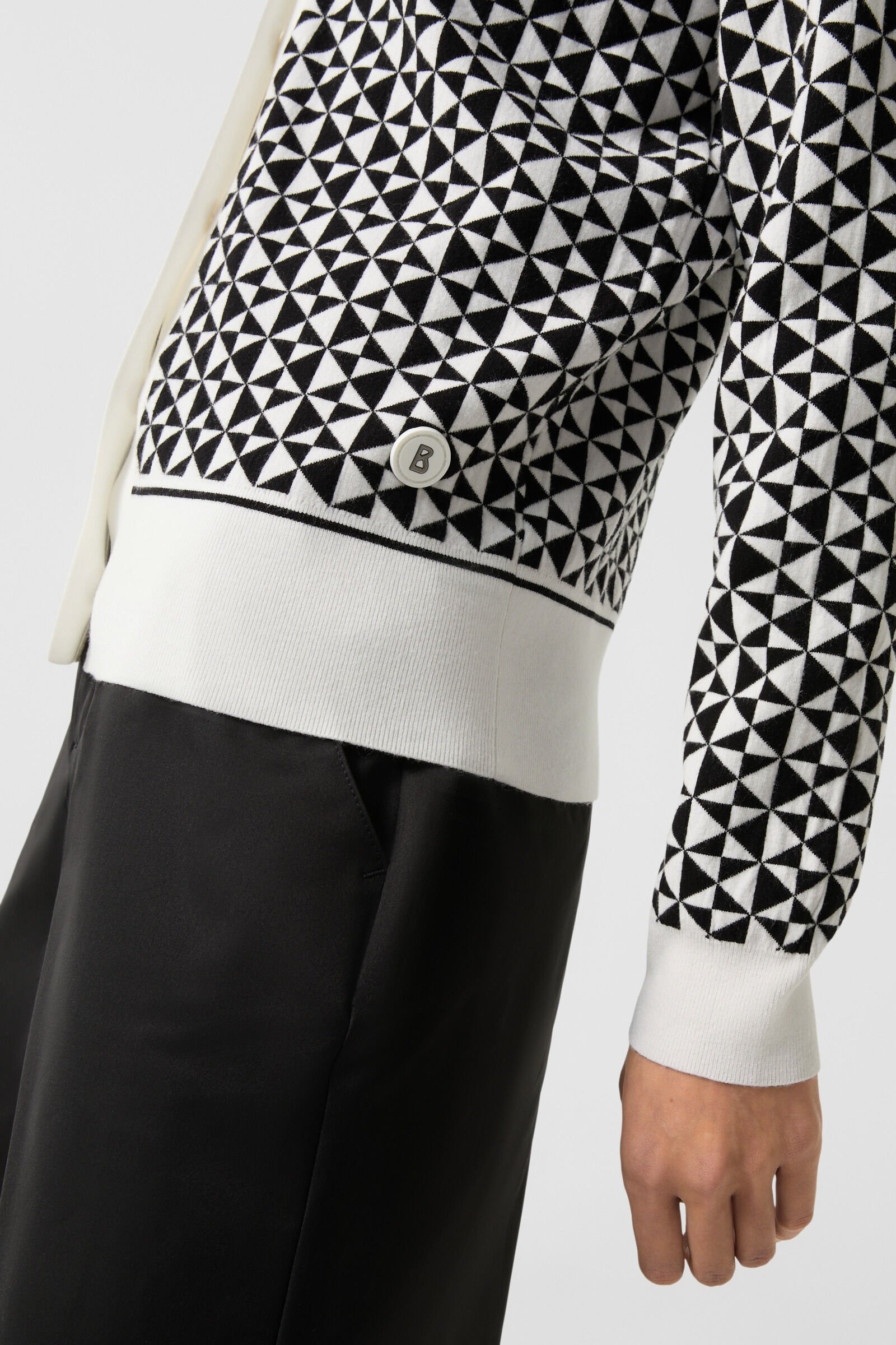 Knit jacket Ina in Black/Off-White - 6