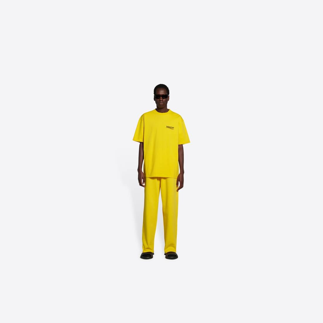 【送料&関税込】Balenciaga political C Yellow Crewneck T-shi BALENCIAGA Men's Political Campaign Large Fit T-shirt in